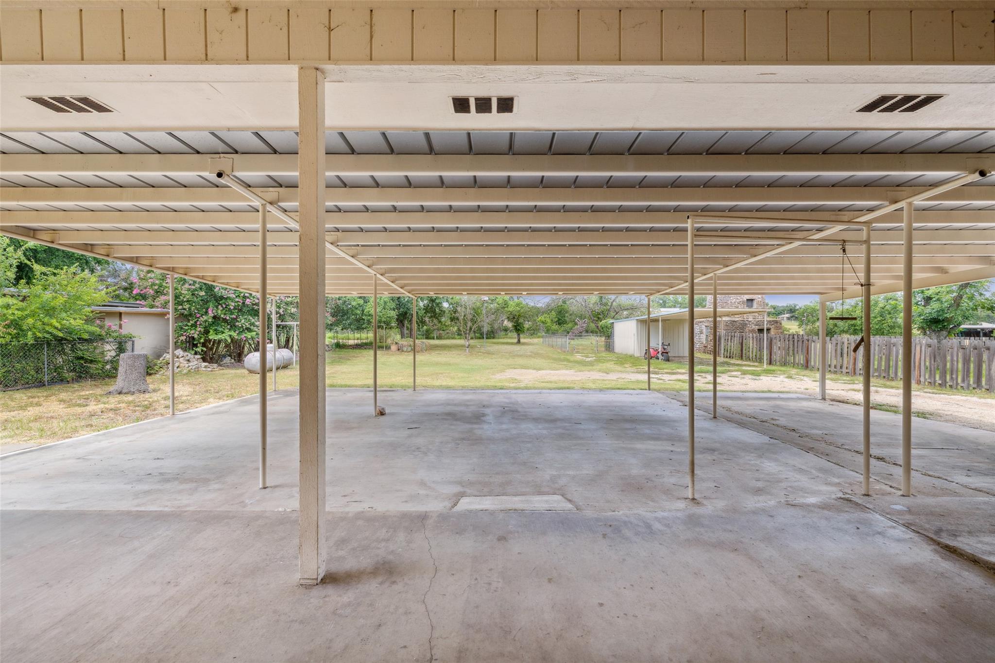 810 Wheeler St, Mason, TX 76856