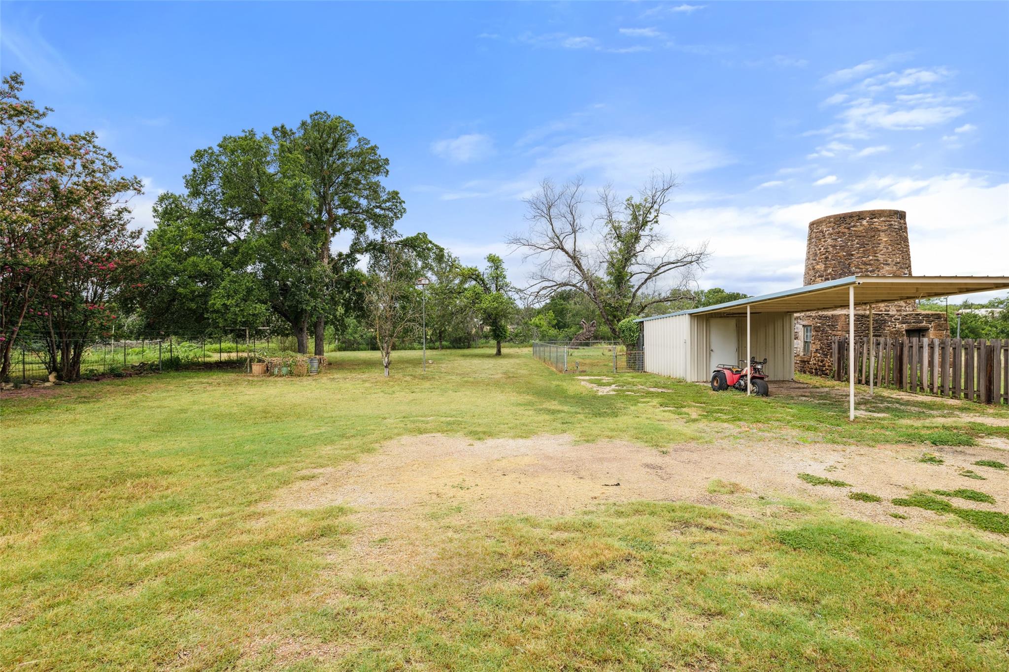 810 Wheeler St, Mason, TX 76856
