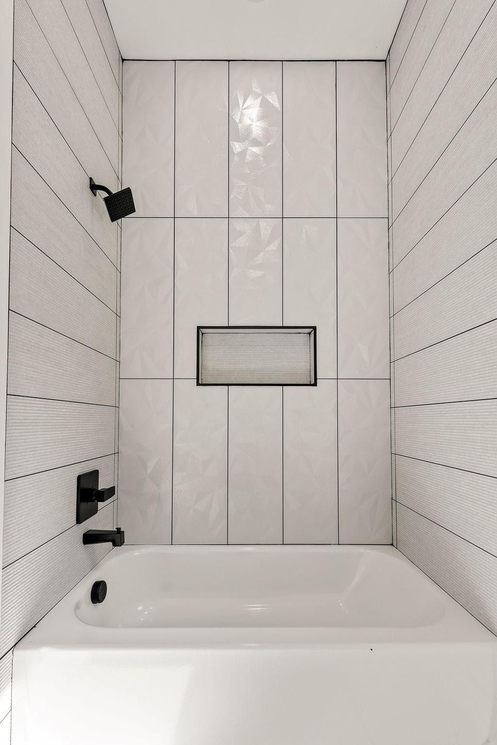 226 Bobby Clark Dr, Canyon Lake, TX 78133