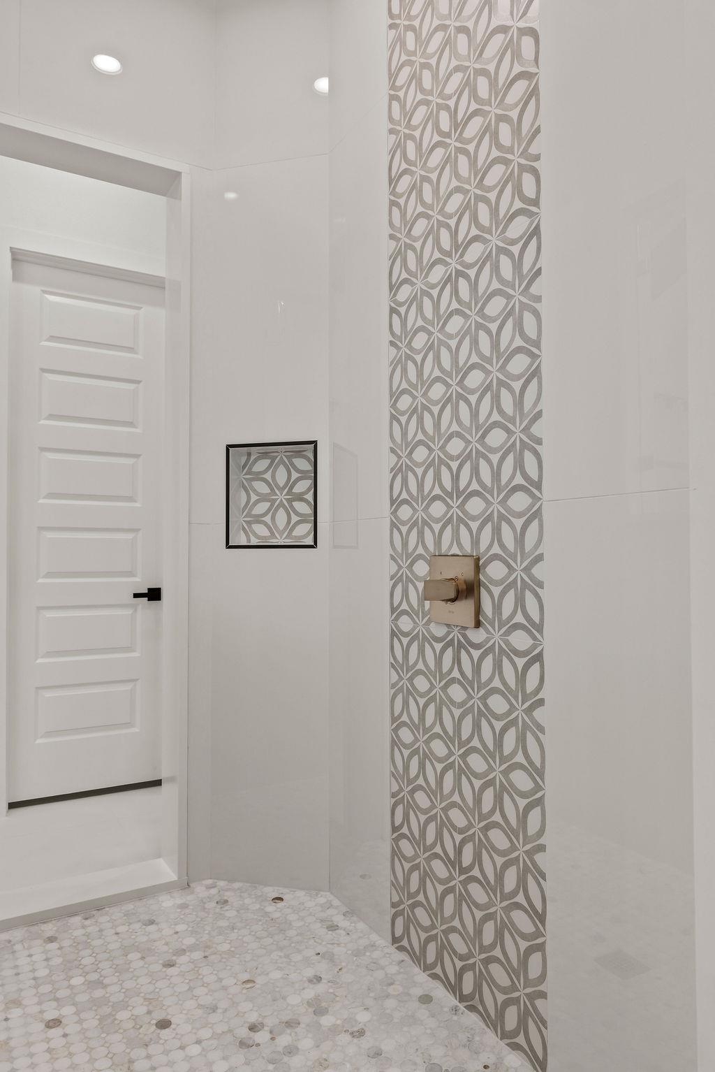 226 Bobby Clark Dr, Canyon Lake, TX 78133