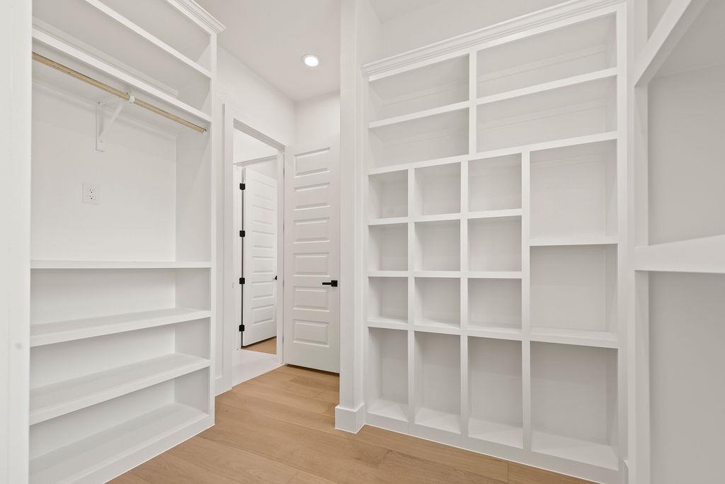 226 Bobby Clark Dr, Canyon Lake, TX 78133