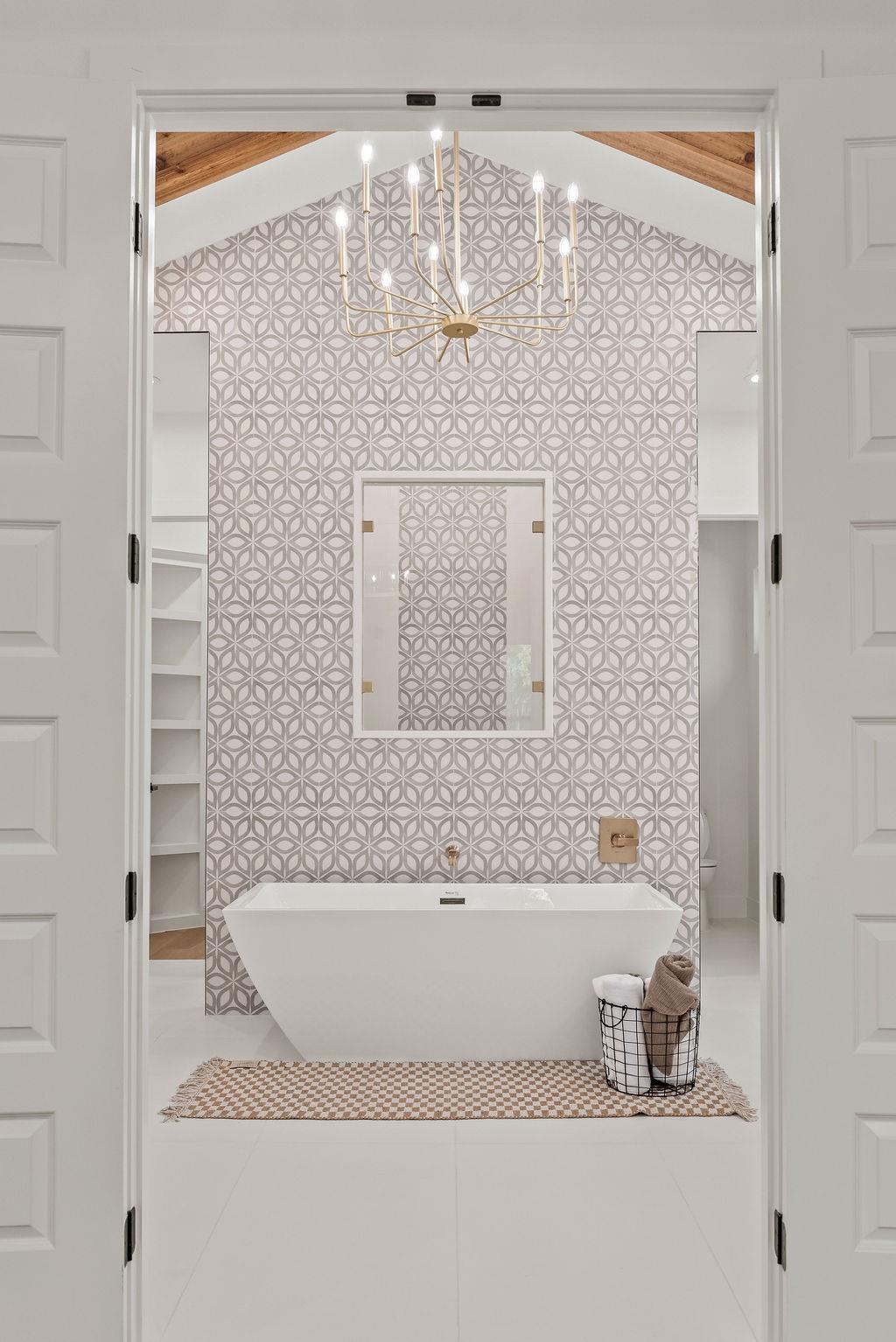 226 Bobby Clark Dr, Canyon Lake, TX 78133