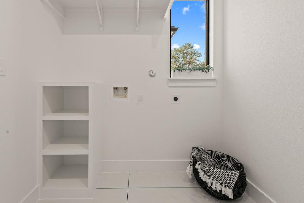 226 Bobby Clark Dr, Canyon Lake, TX 78133