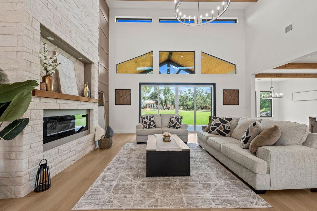 226 Bobby Clark Dr, Canyon Lake, TX 78133