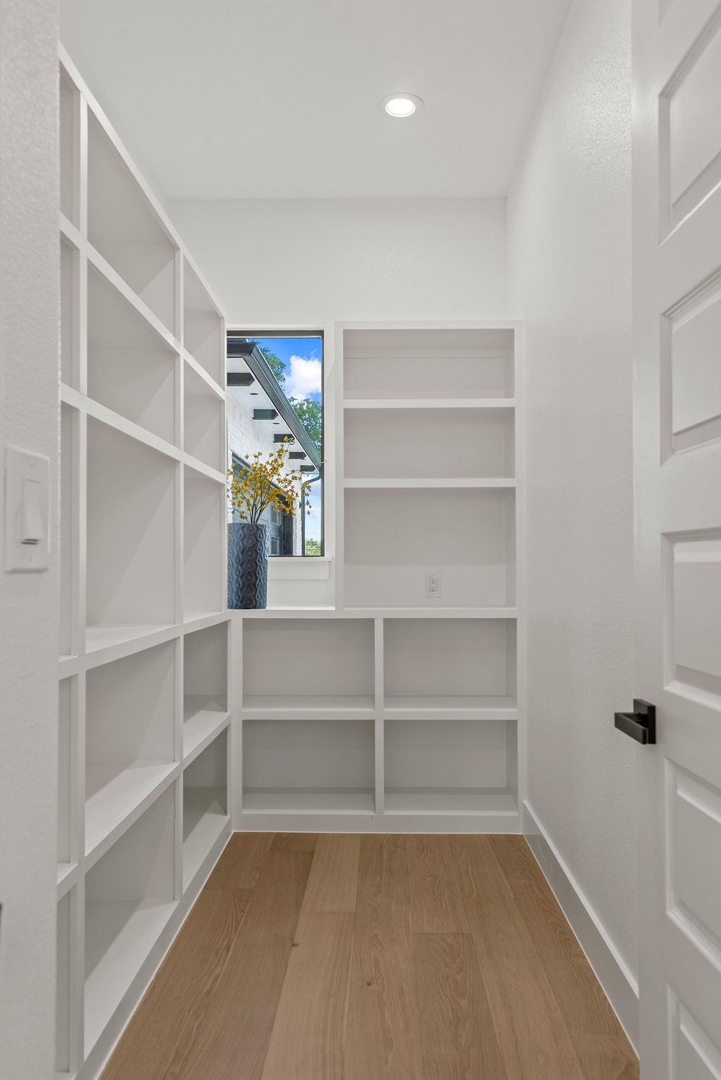 226 Bobby Clark Dr, Canyon Lake, TX 78133