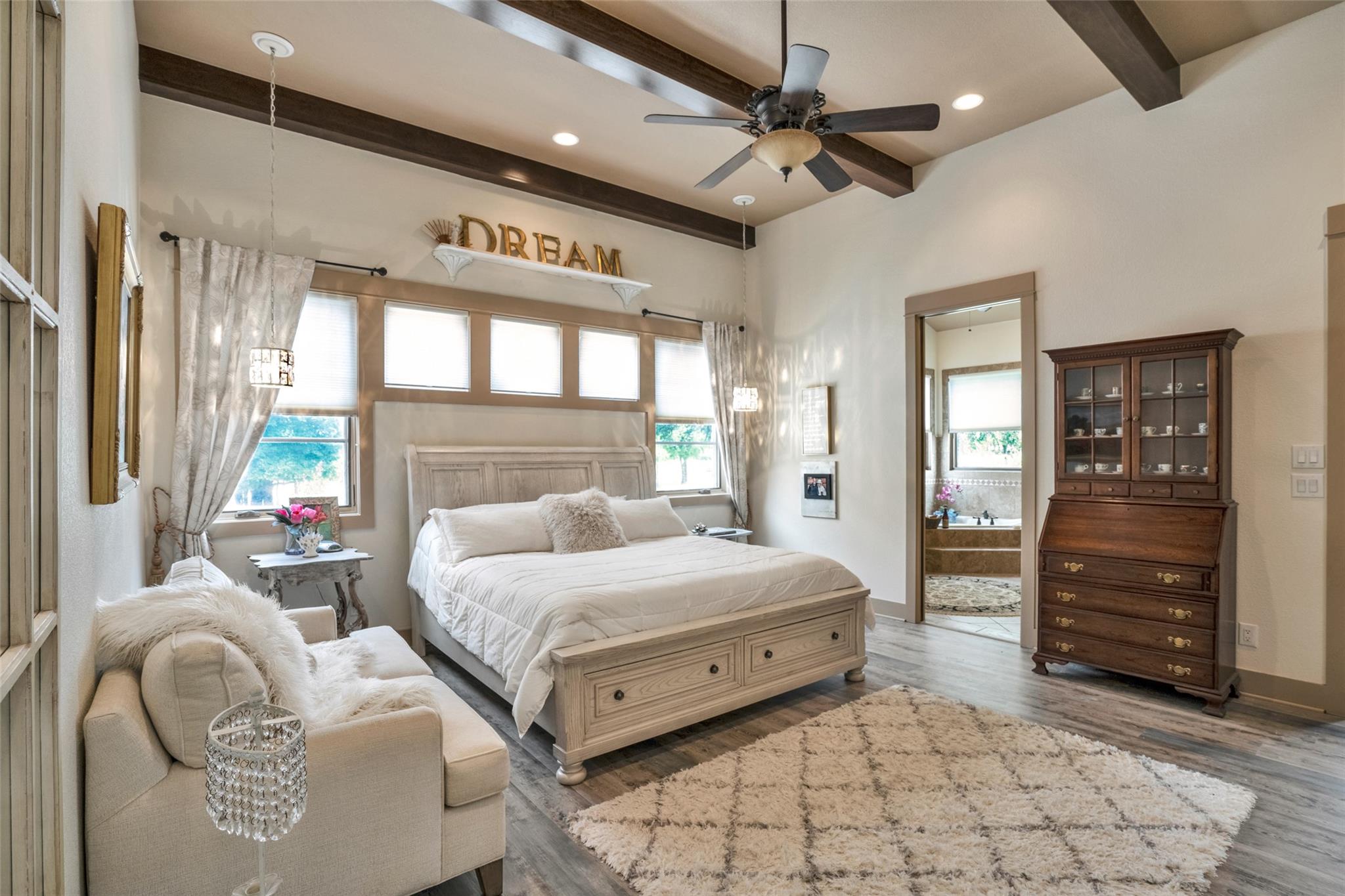 601 Strada Luca, Florence, TX 76527