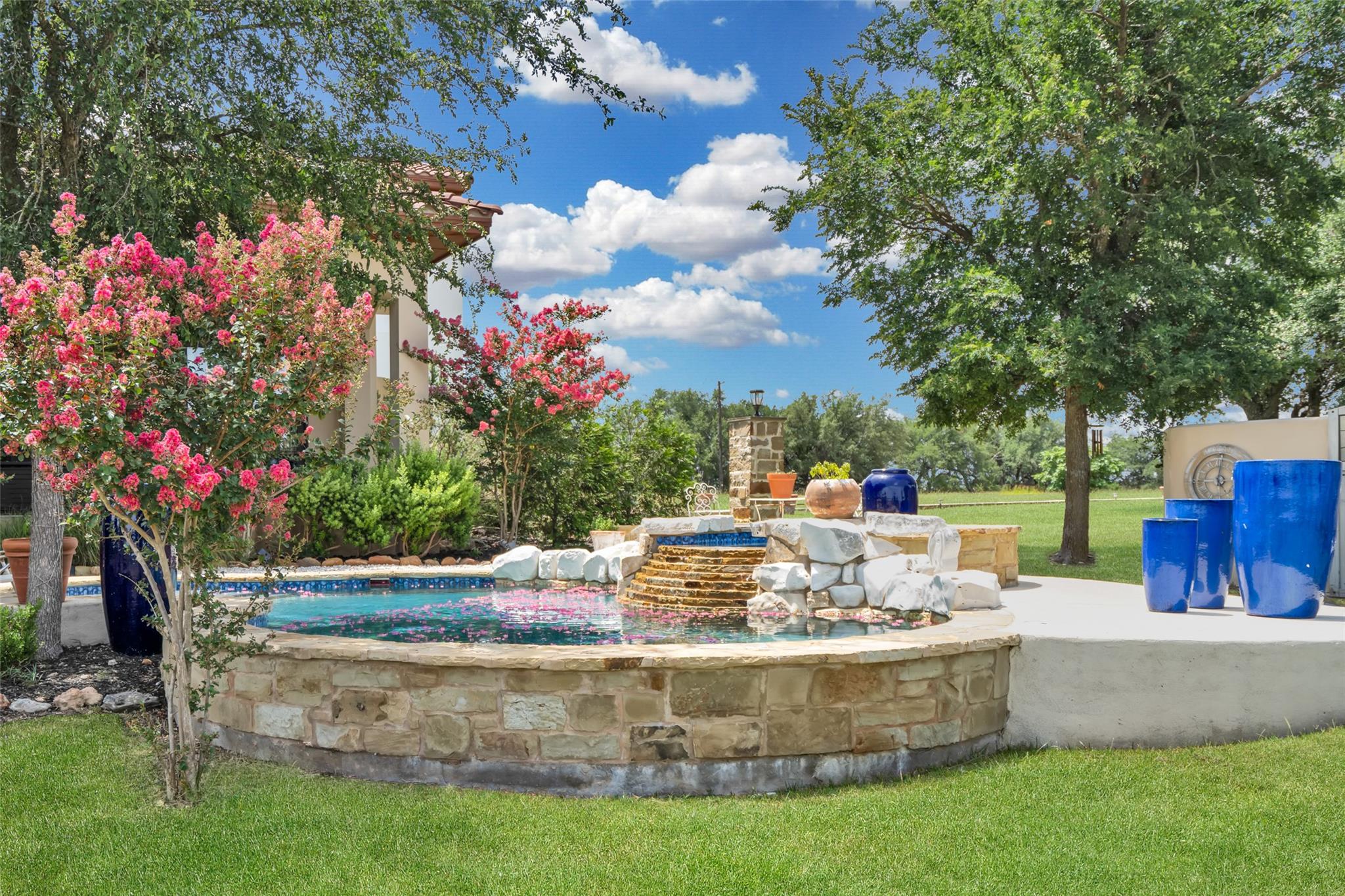 601 Strada Luca, Florence, TX 76527