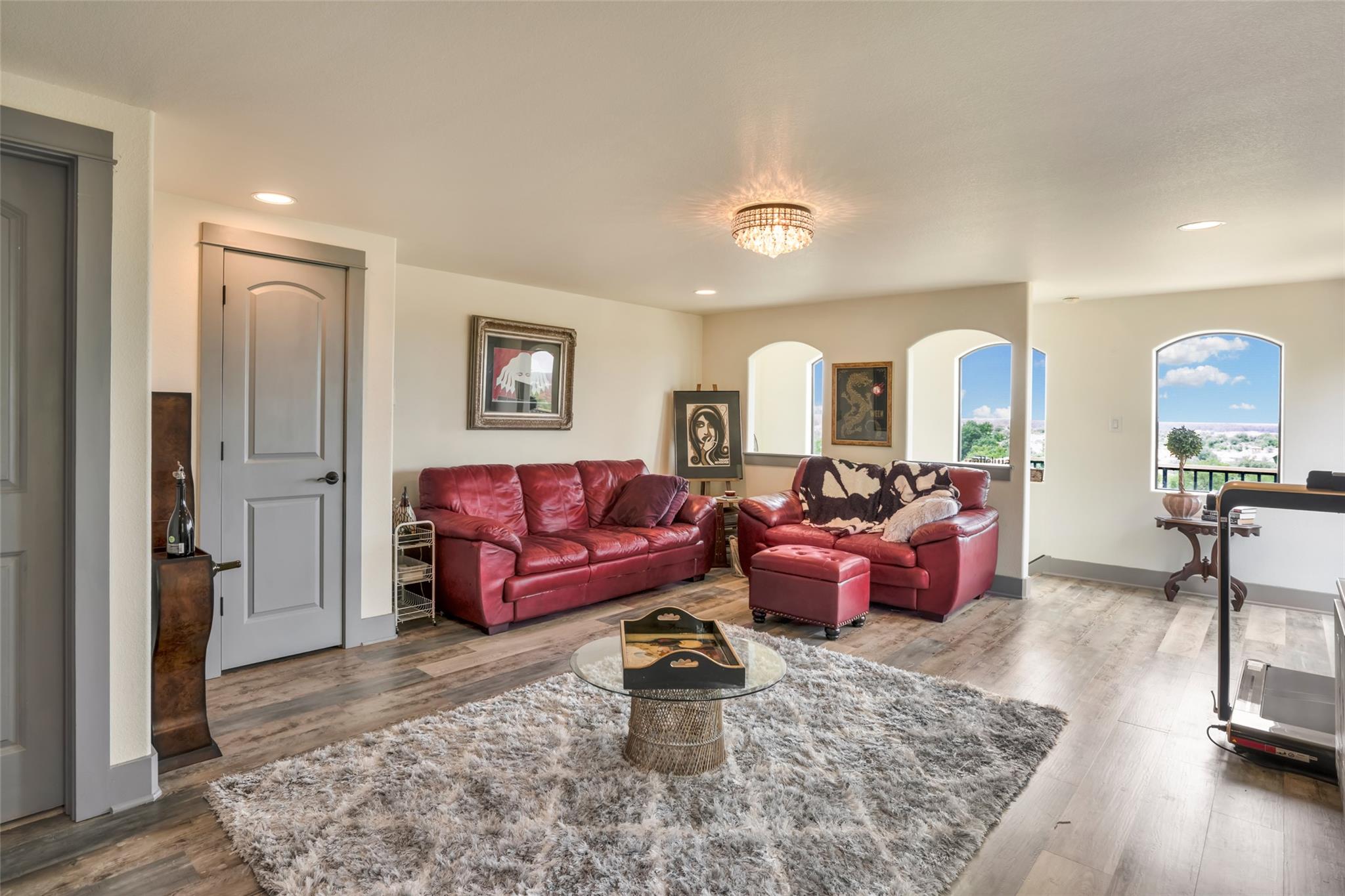 601 Strada Luca, Florence, TX 76527