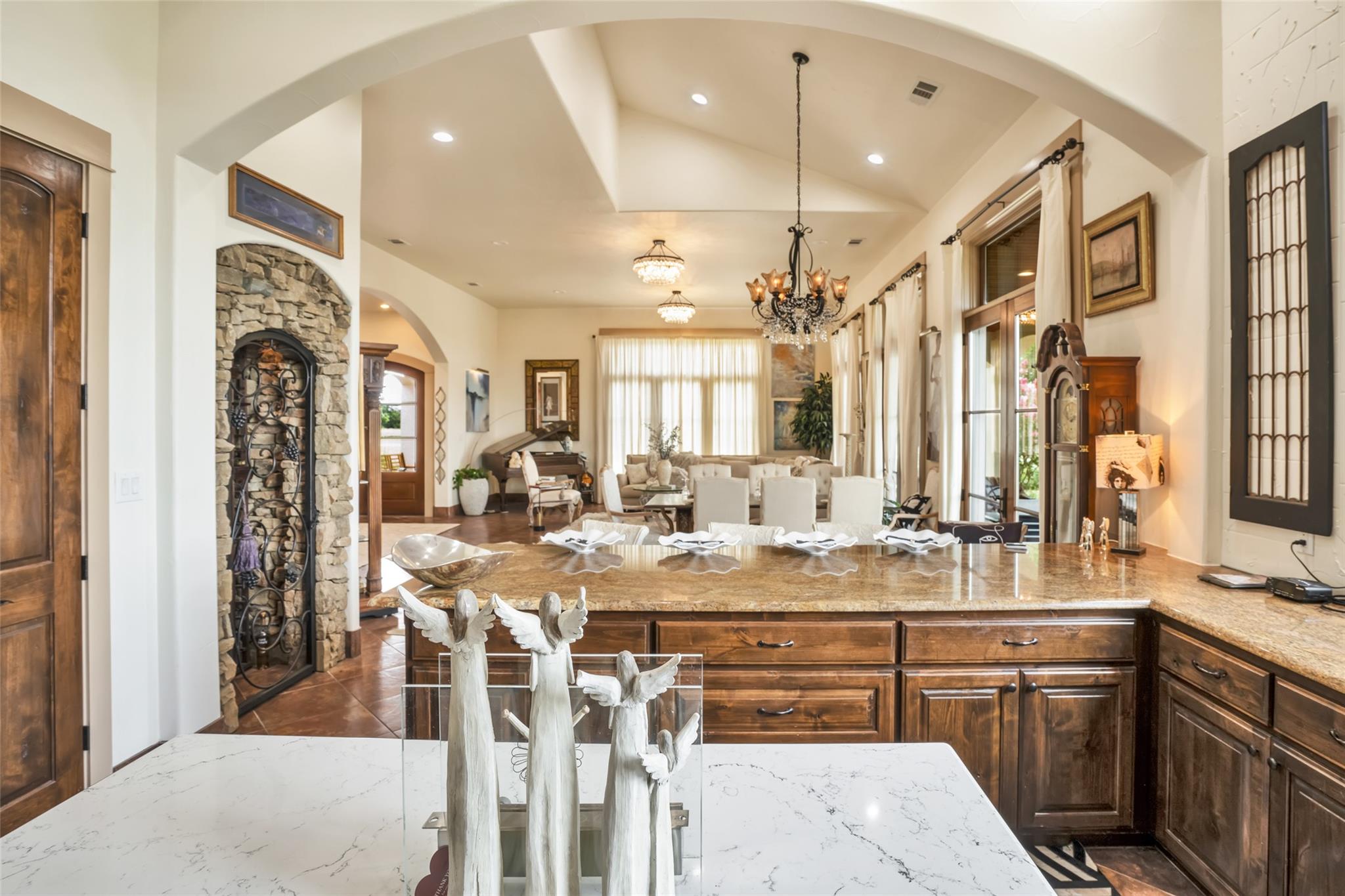 601 Strada Luca, Florence, TX 76527