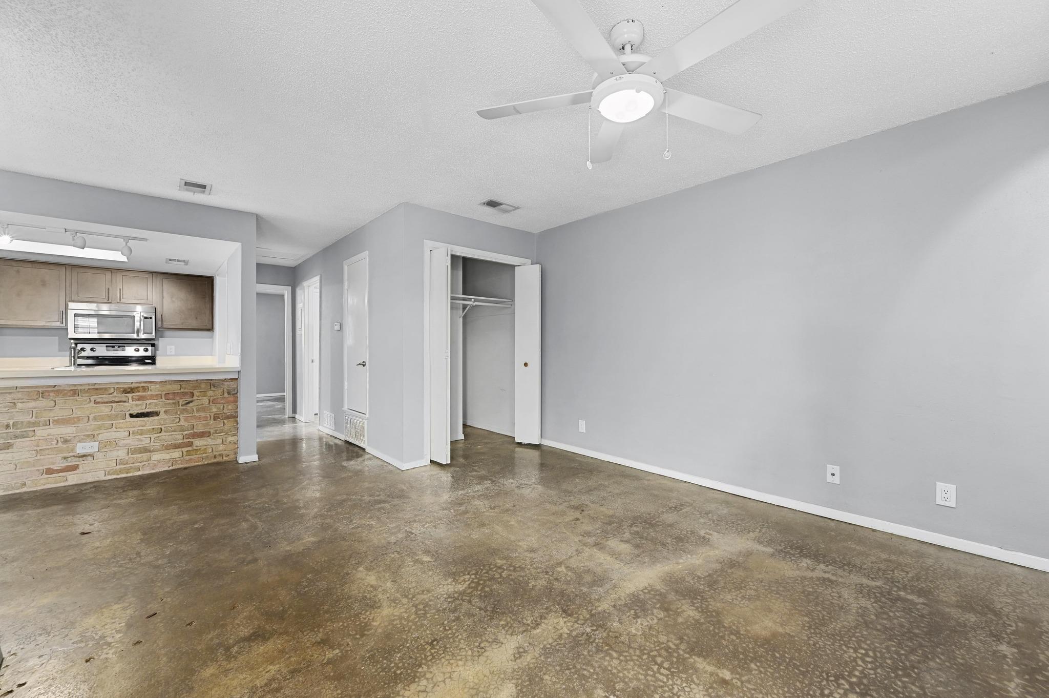 3428 Willowrun Dr, Austin, TX 78704