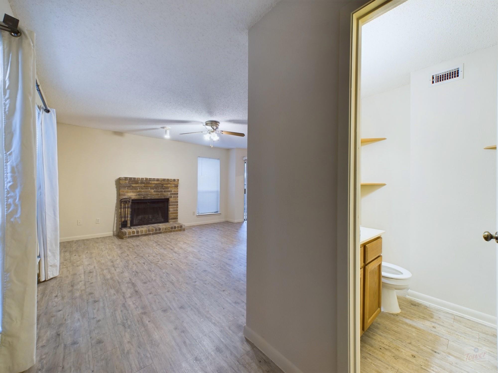 8502 Lyndon Ln # B, Austin, TX 78729