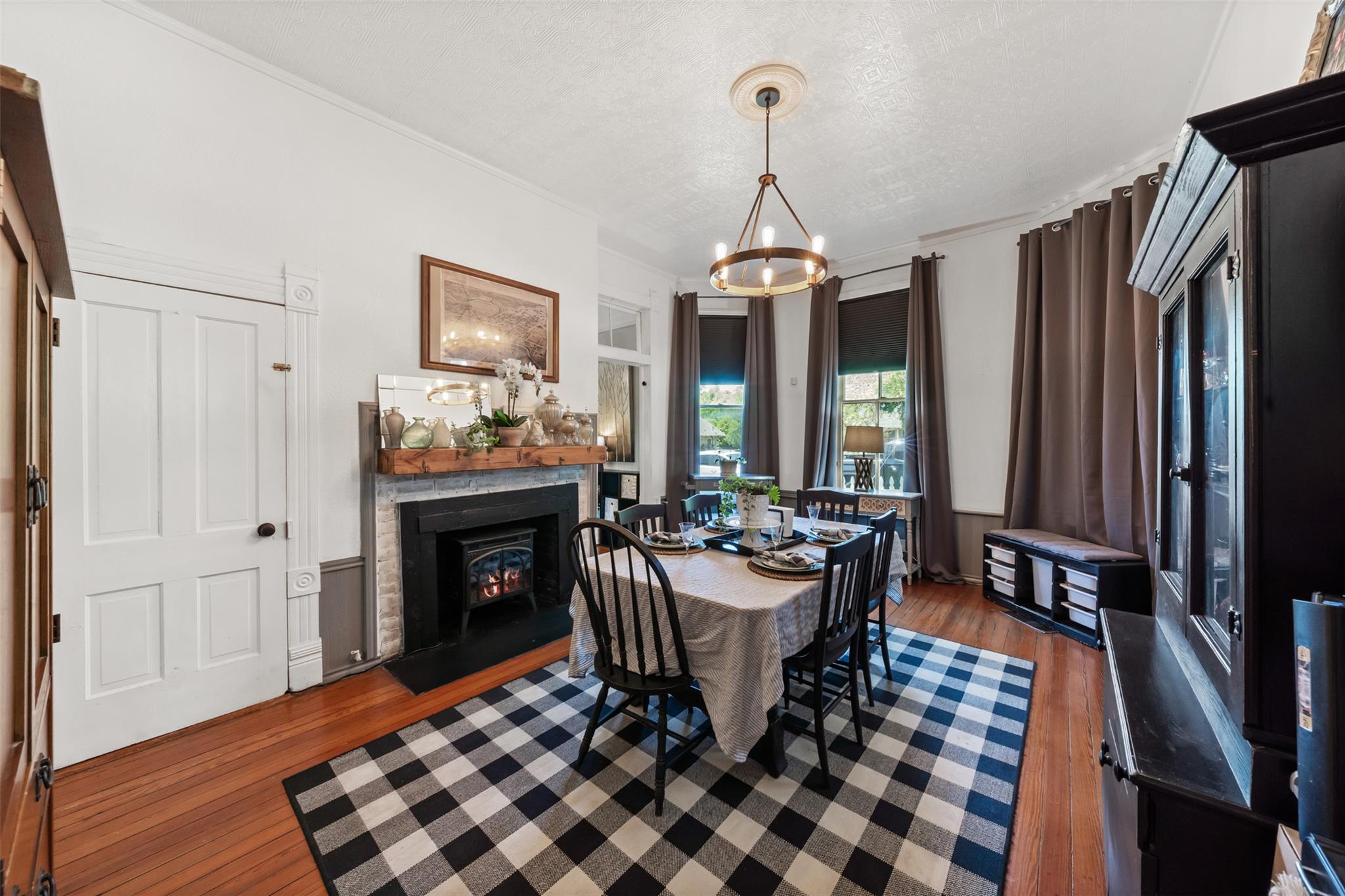 404 E 9th Ave, Belton, TX 76513