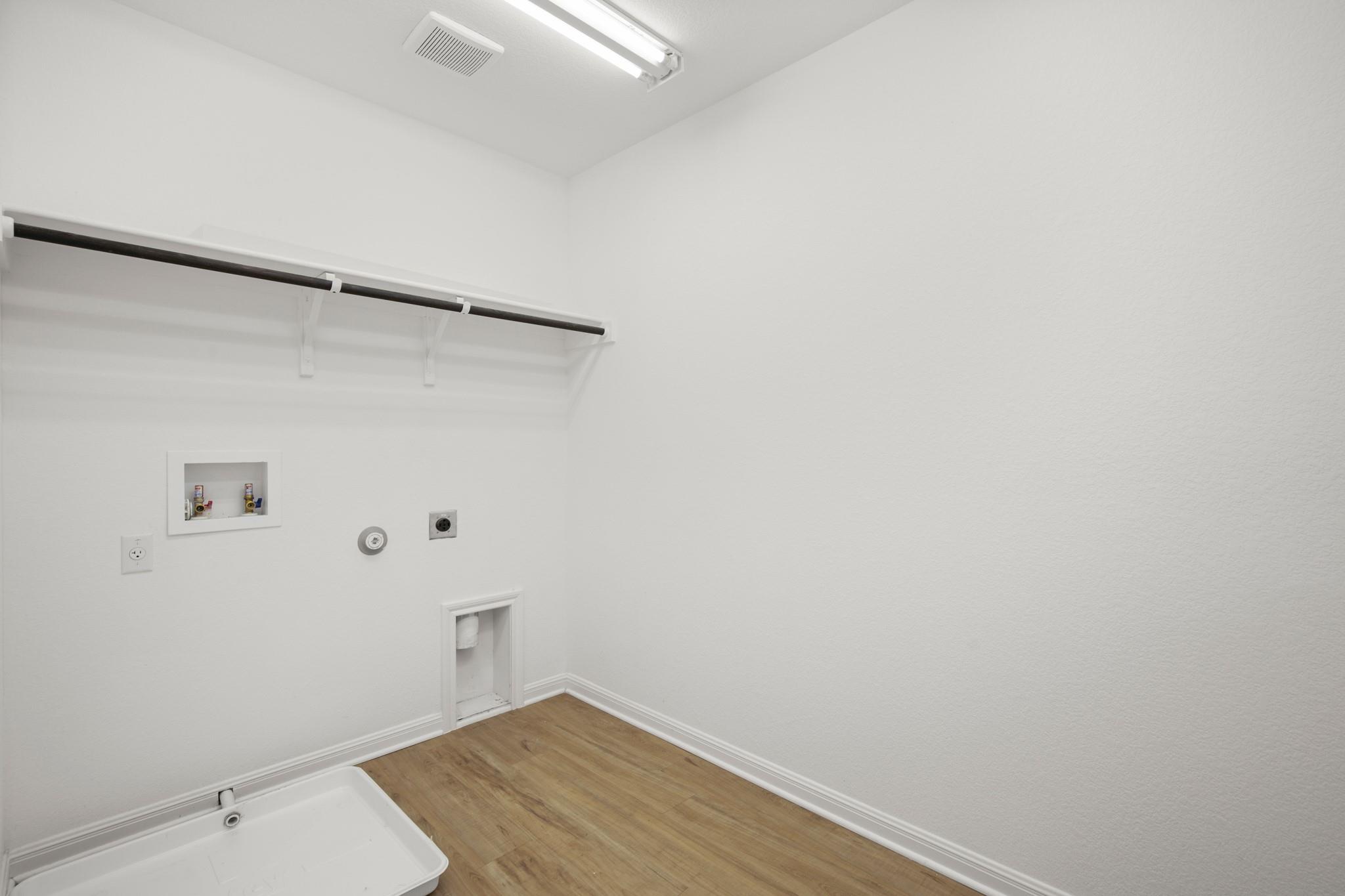 6807 Tiznow Ln, Buda, TX 78610