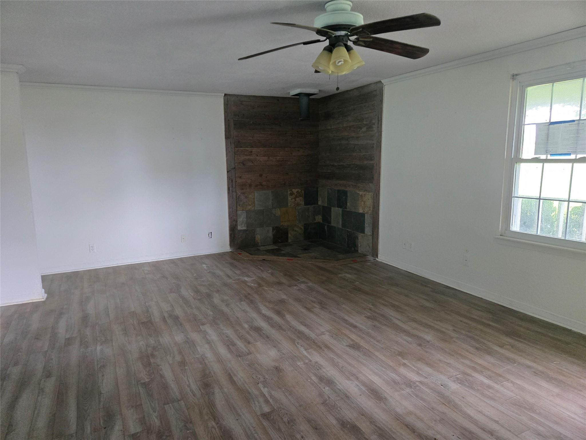 3242 E Fm 696, Lexington, TX 78947