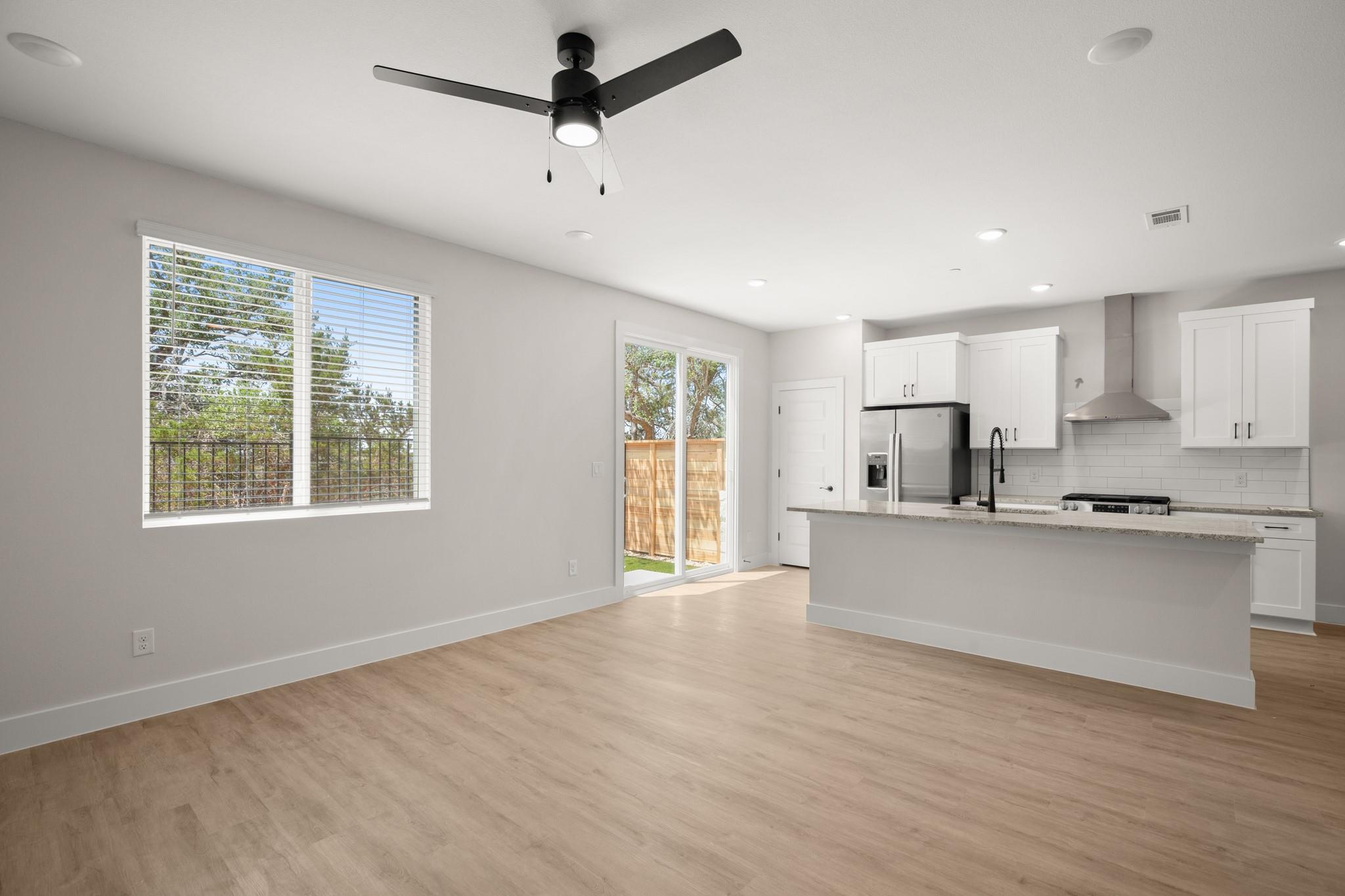 17407 Homestead Haven Dr, Bee Cave, TX 78738