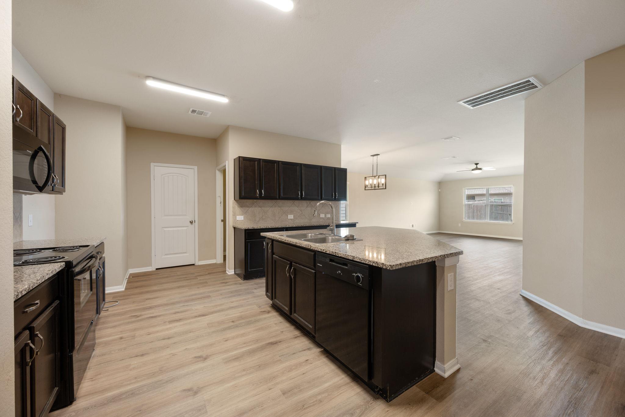 15212 Shell Bark Cv, Austin, TX 78724