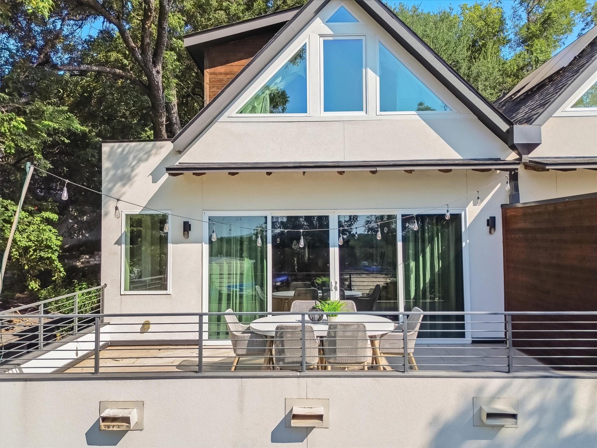 2712 Oak Springs Dr # A, Austin, TX 78702