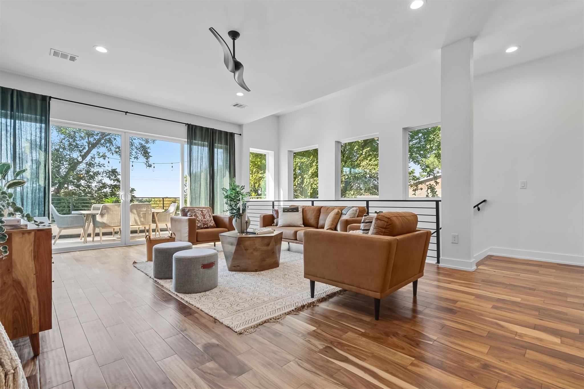 2712 Oak Springs Dr # A, Austin, TX 78702