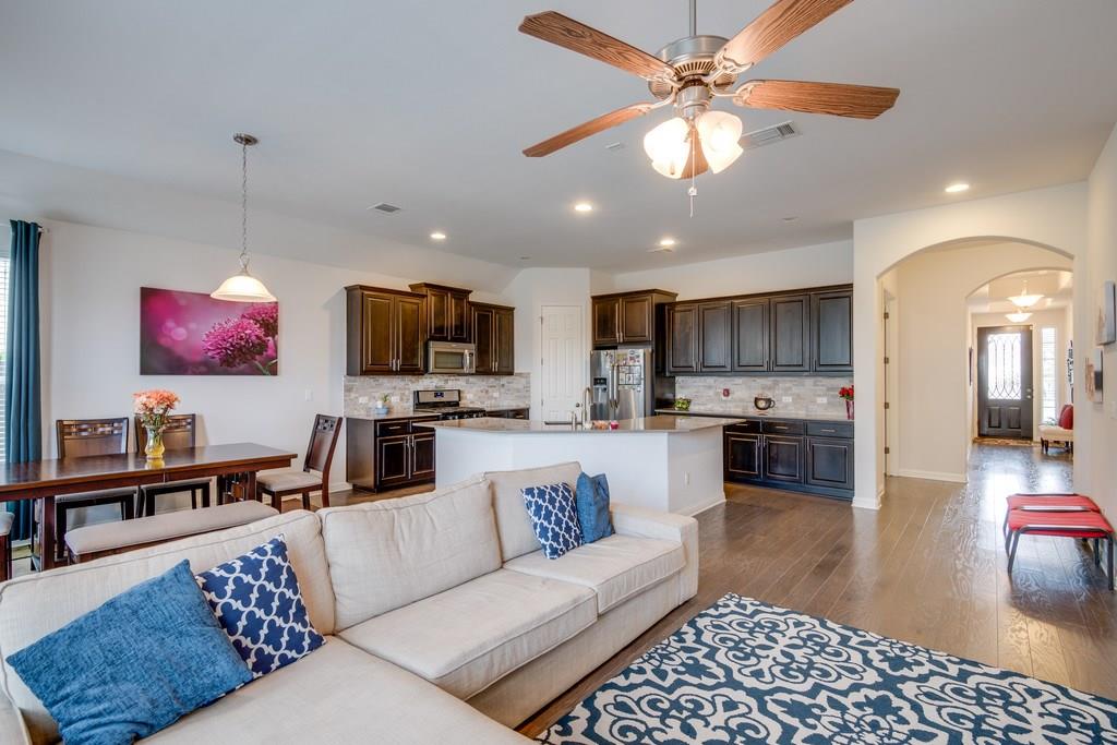 103 Farola Cv, Round Rock, TX 78681
