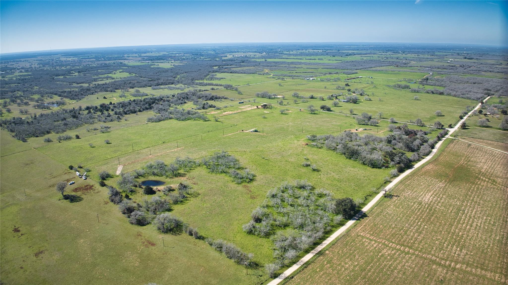 5940 Tenney Creek Rd, Luling, TX 78648