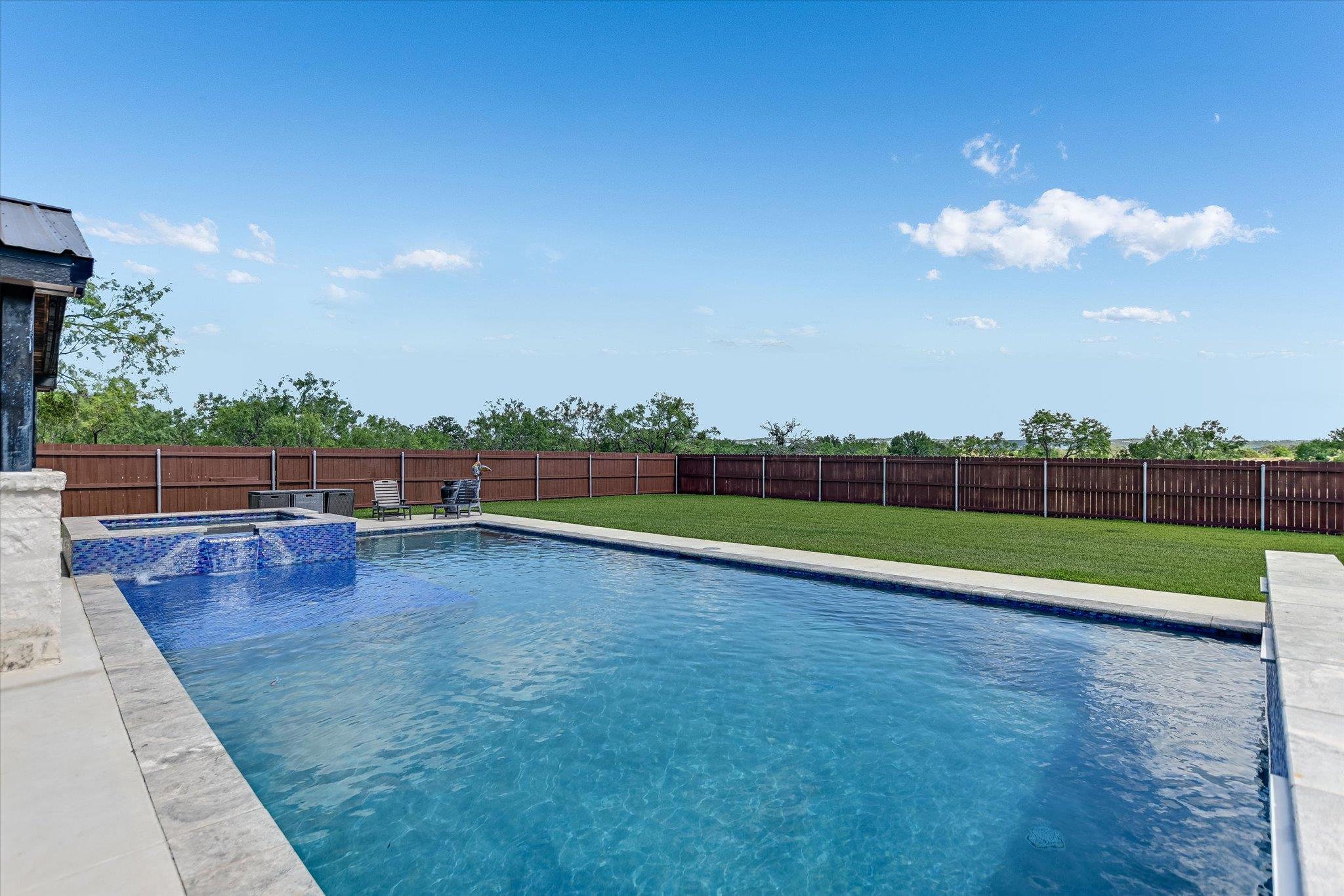 408 CR 144, Marble Falls, TX 78654