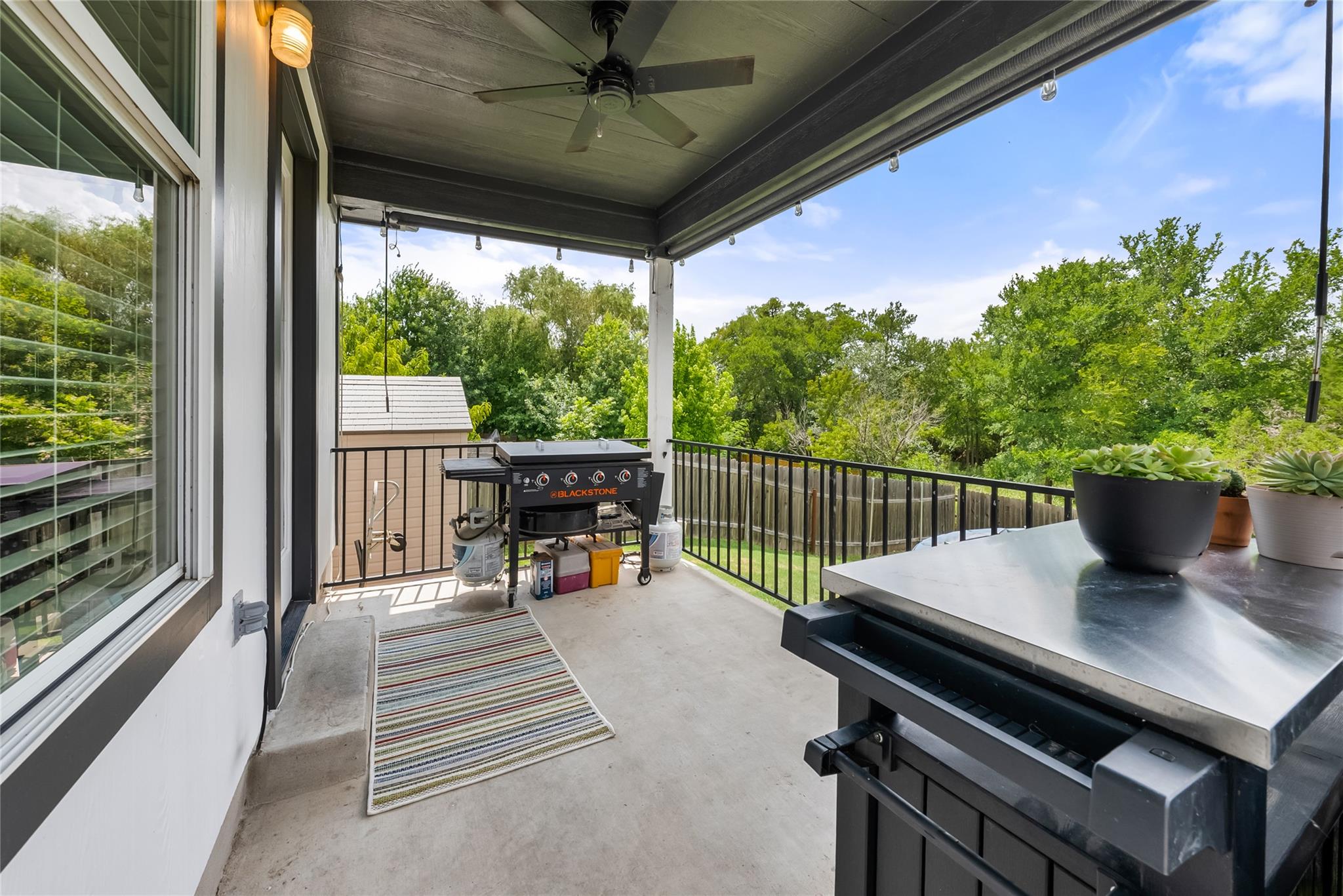 809 W South St, Leander, TX 78641