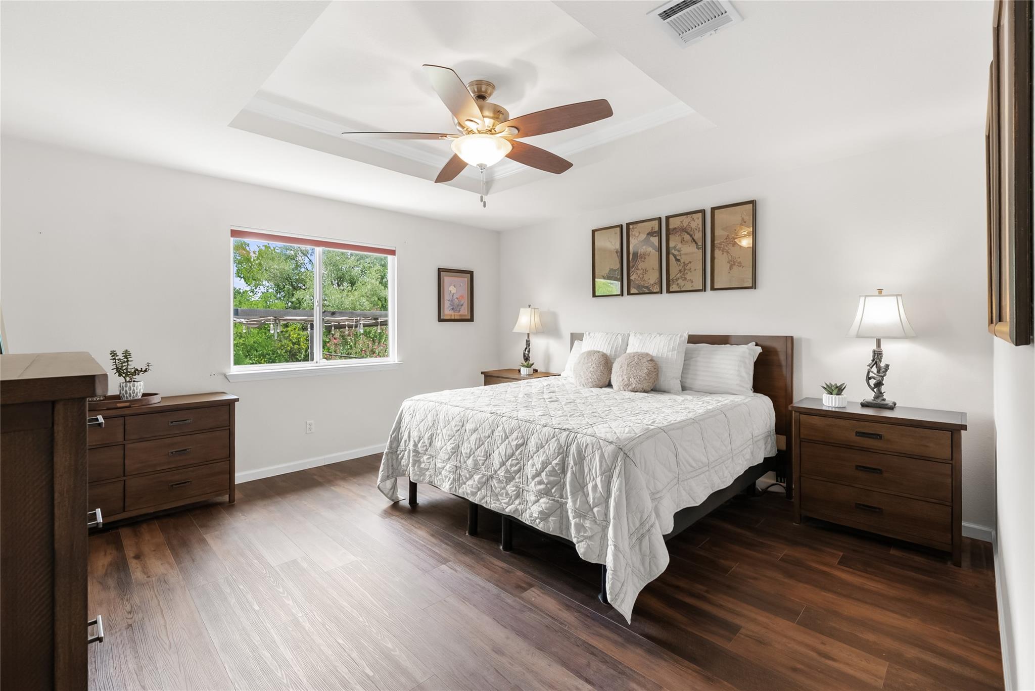 809 W South St, Leander, TX 78641