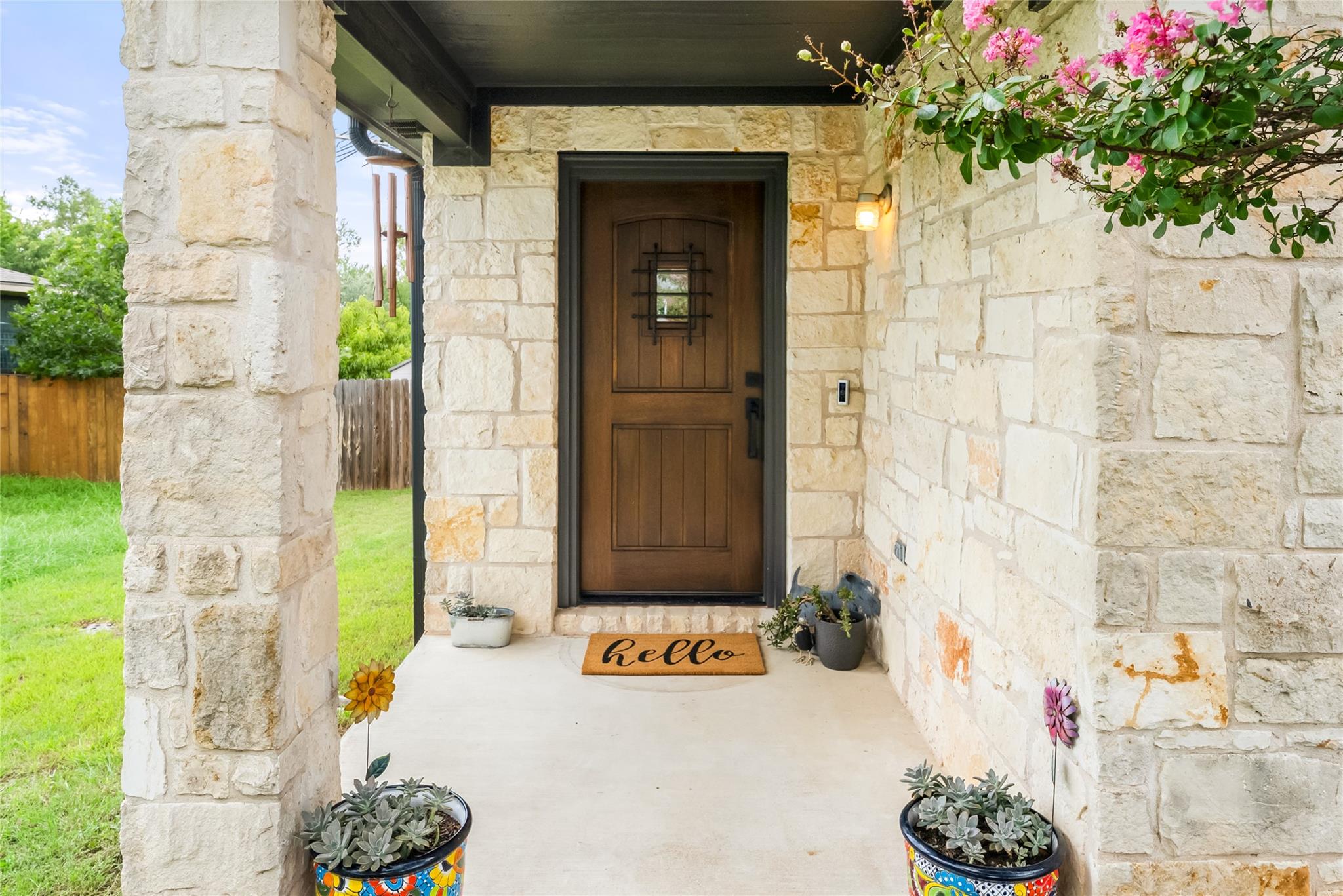 809 W South St, Leander, TX 78641