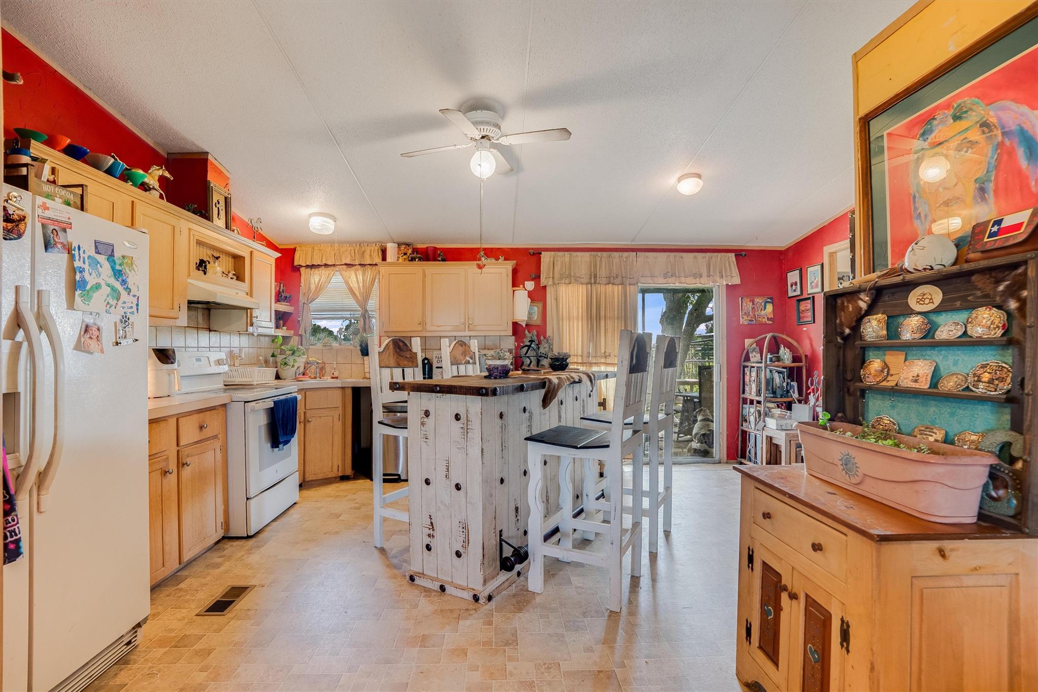 3007 County Road 303, Jarrell, TX 76537