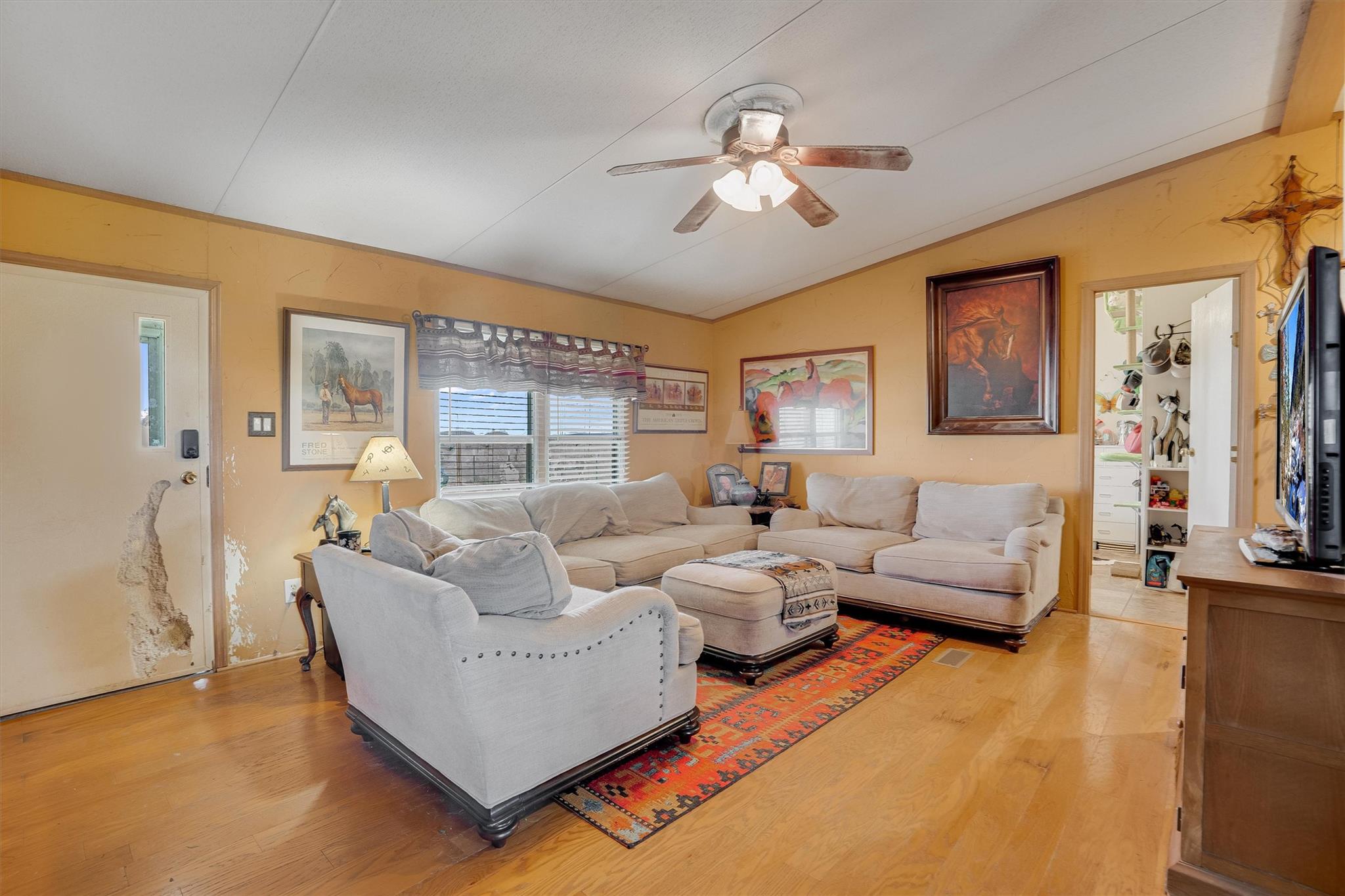 3007 County Road 303, Jarrell, TX 76537