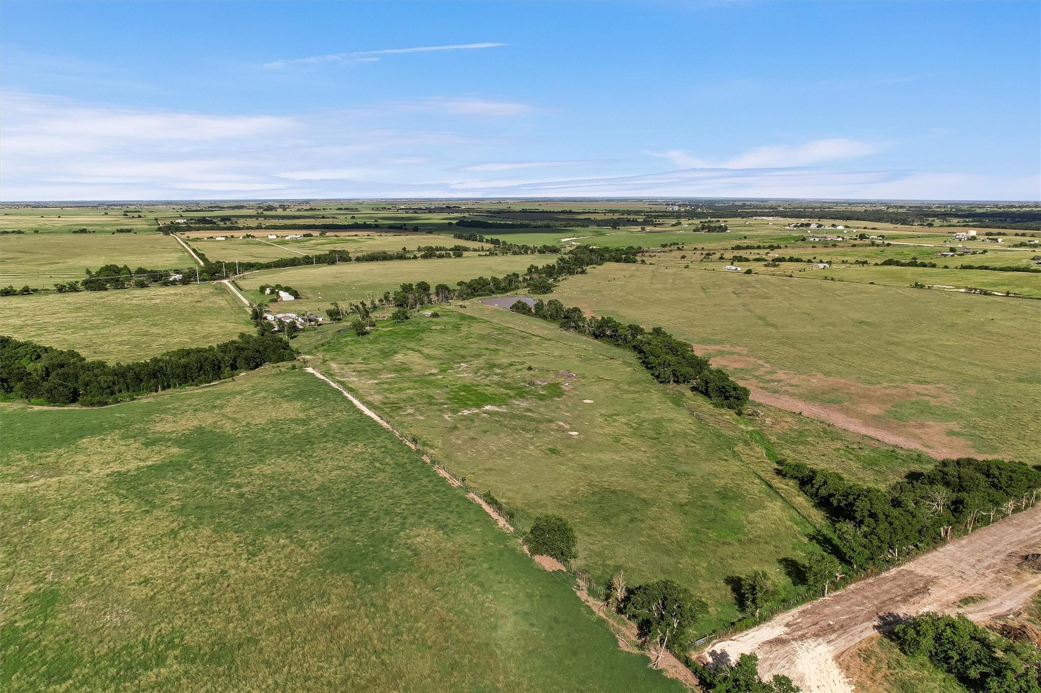 3007 County Road 303, Jarrell, TX 76537