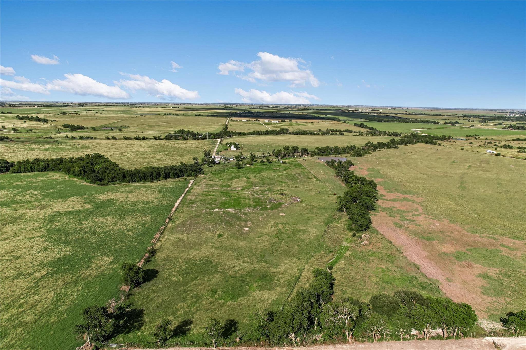 3007 County Road 303, Jarrell, TX 76537