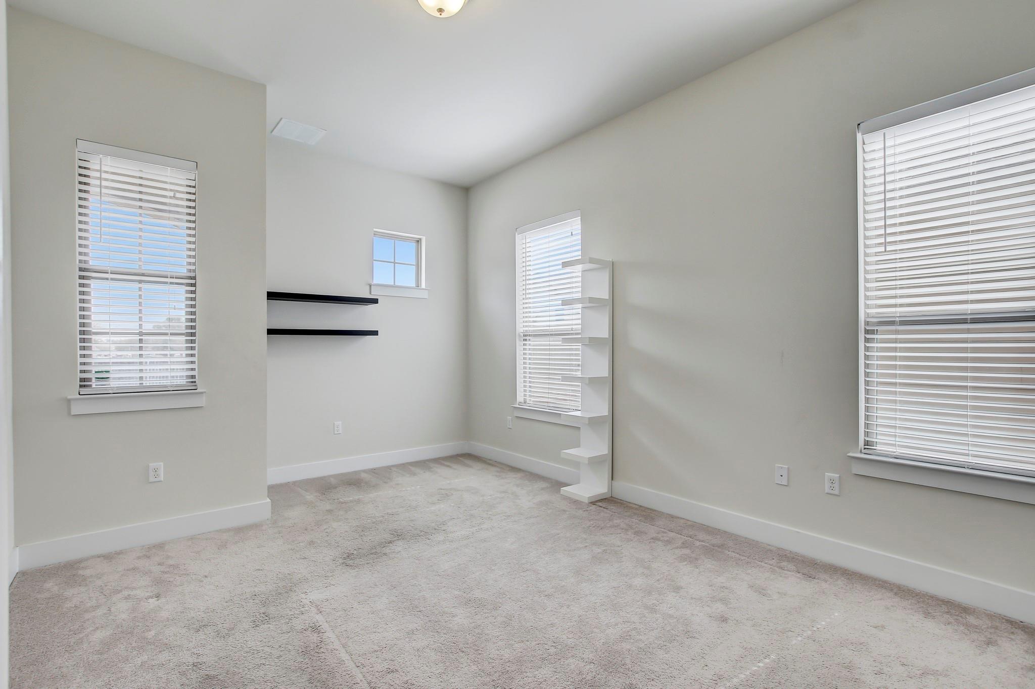 13001 Hymeadow Dr # 39, Austin, TX 78729