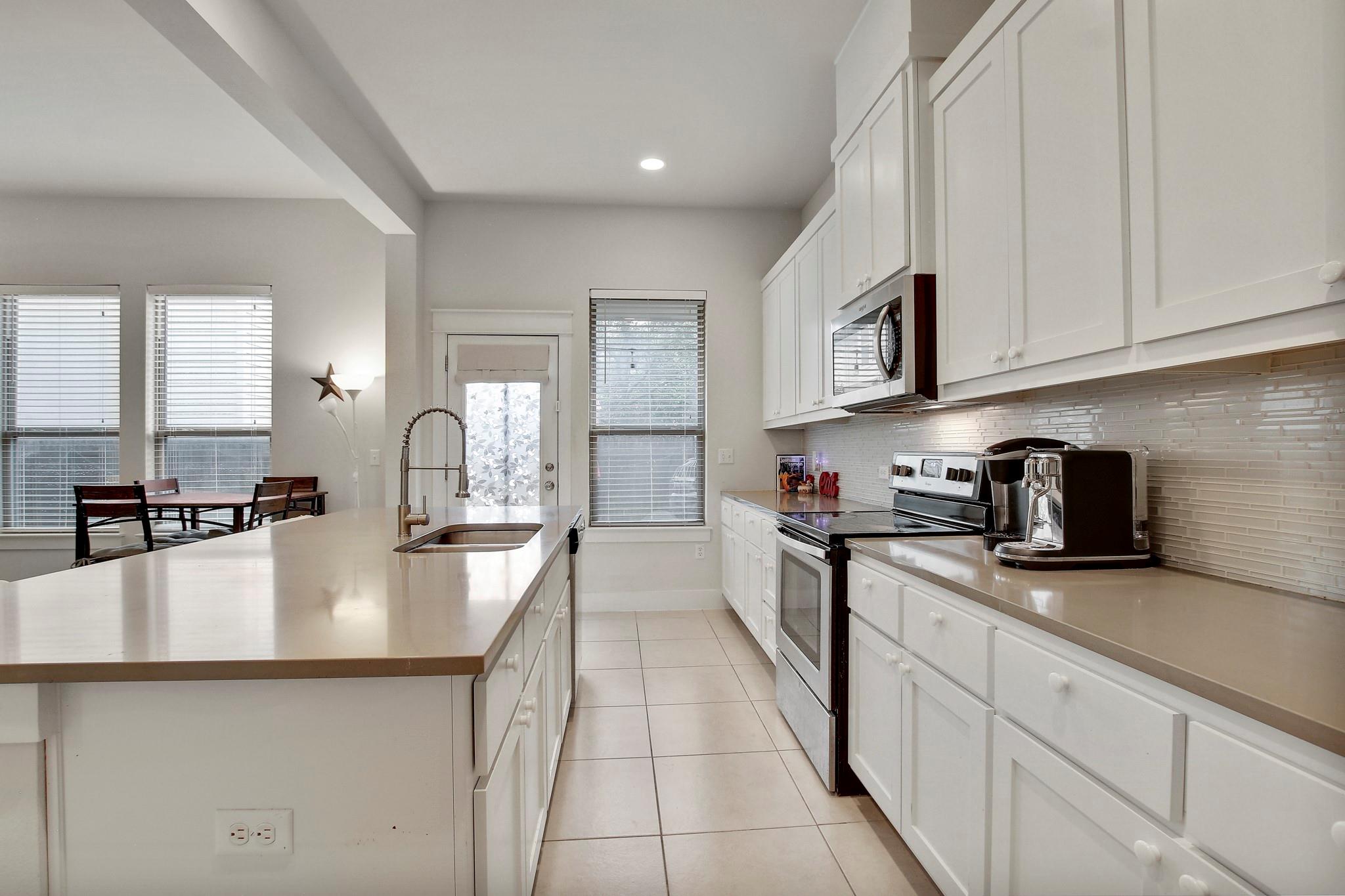 13001 Hymeadow Dr # 39, Austin, TX 78729