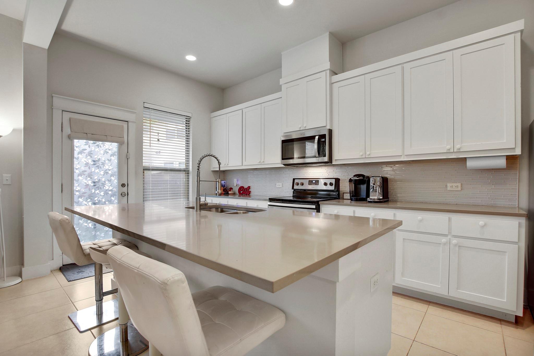 13001 Hymeadow Dr # 39, Austin, TX 78729