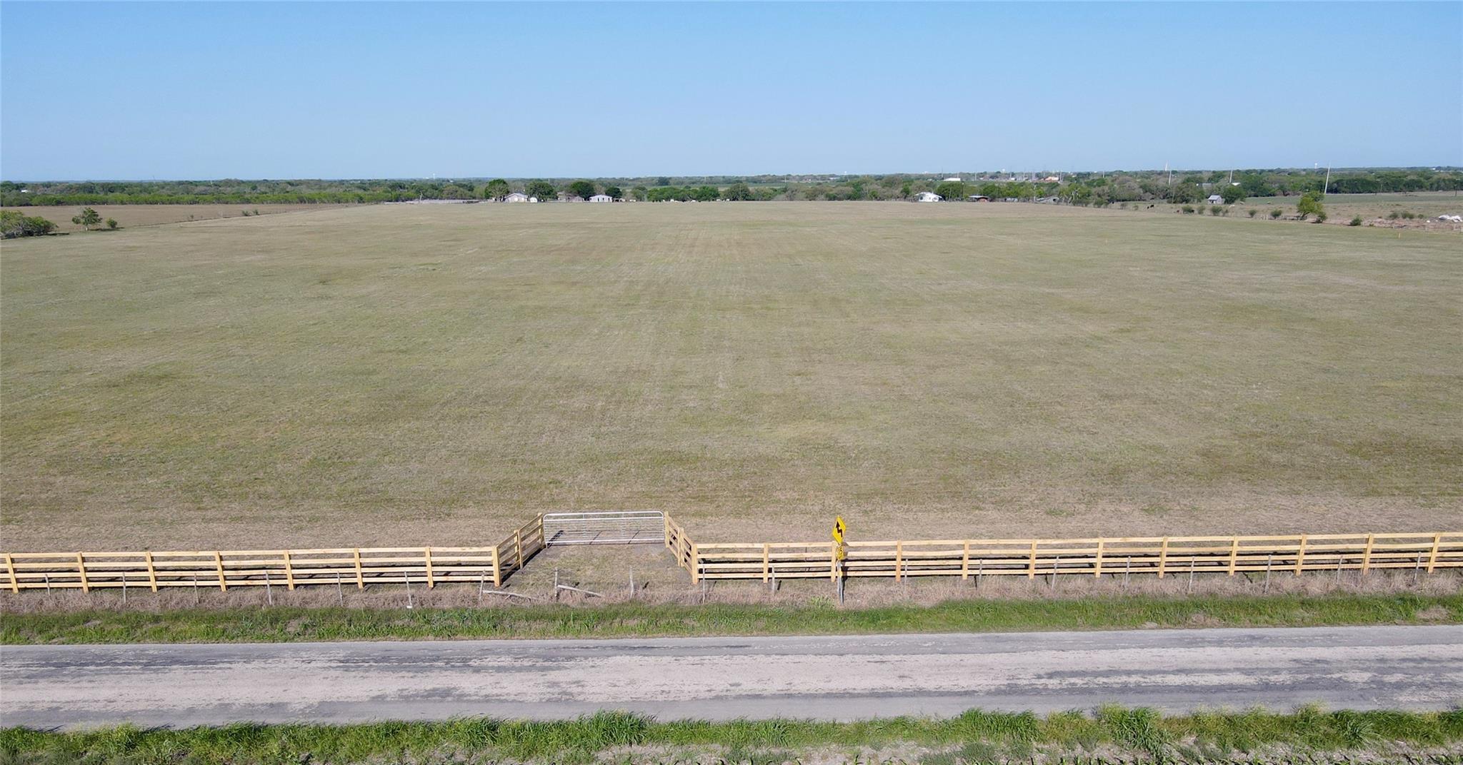 TBD Lot 5 Hoffman Rd, Seguin, TX 78155