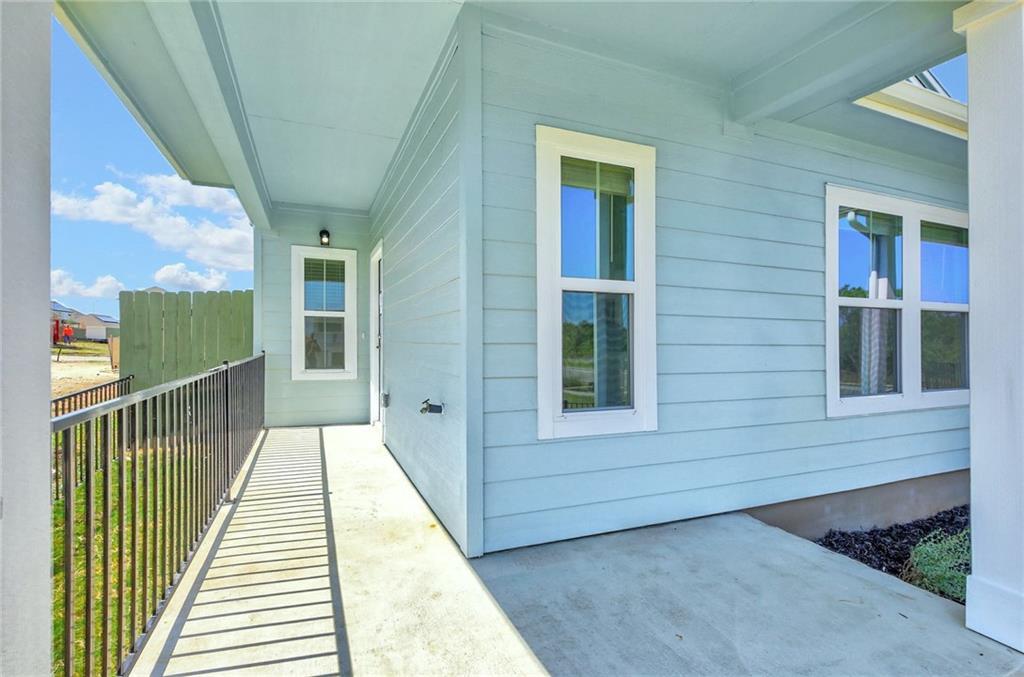 16811 Radiant Dr, Manor, TX 78653