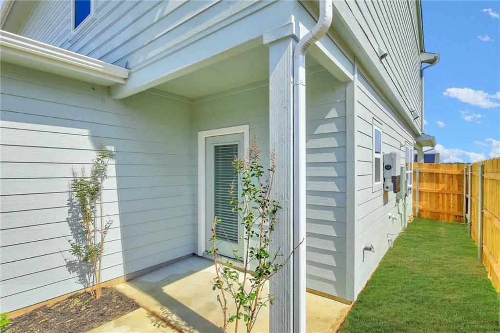 16811 Radiant Dr, Manor, TX 78653