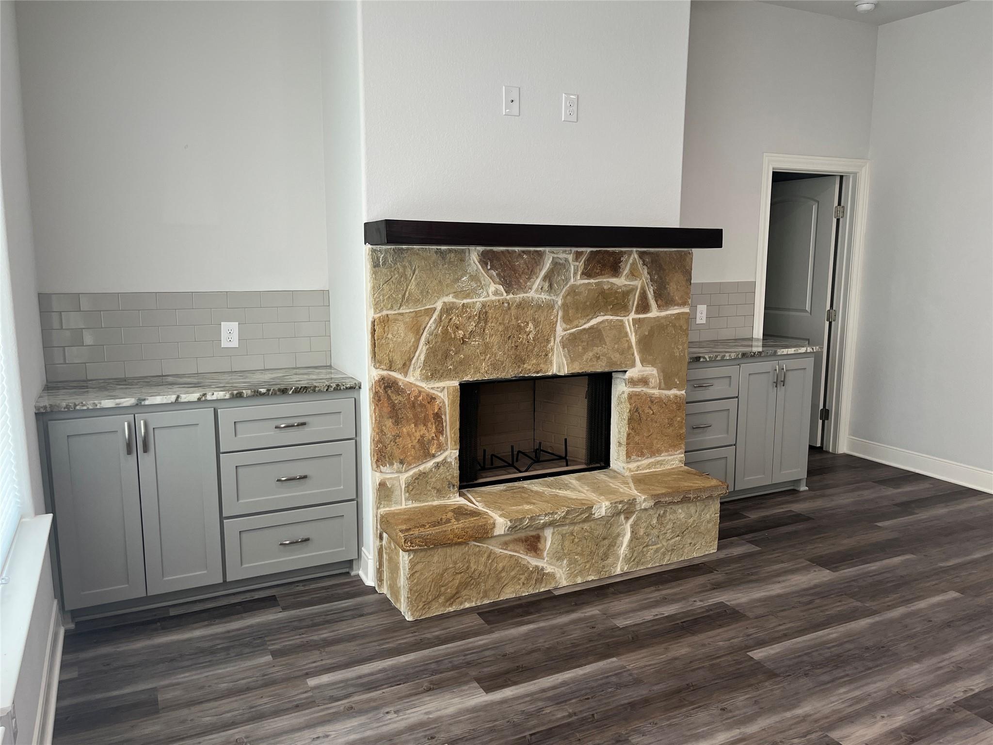 108 W Keamuku Ct, Bastrop, TX 78602