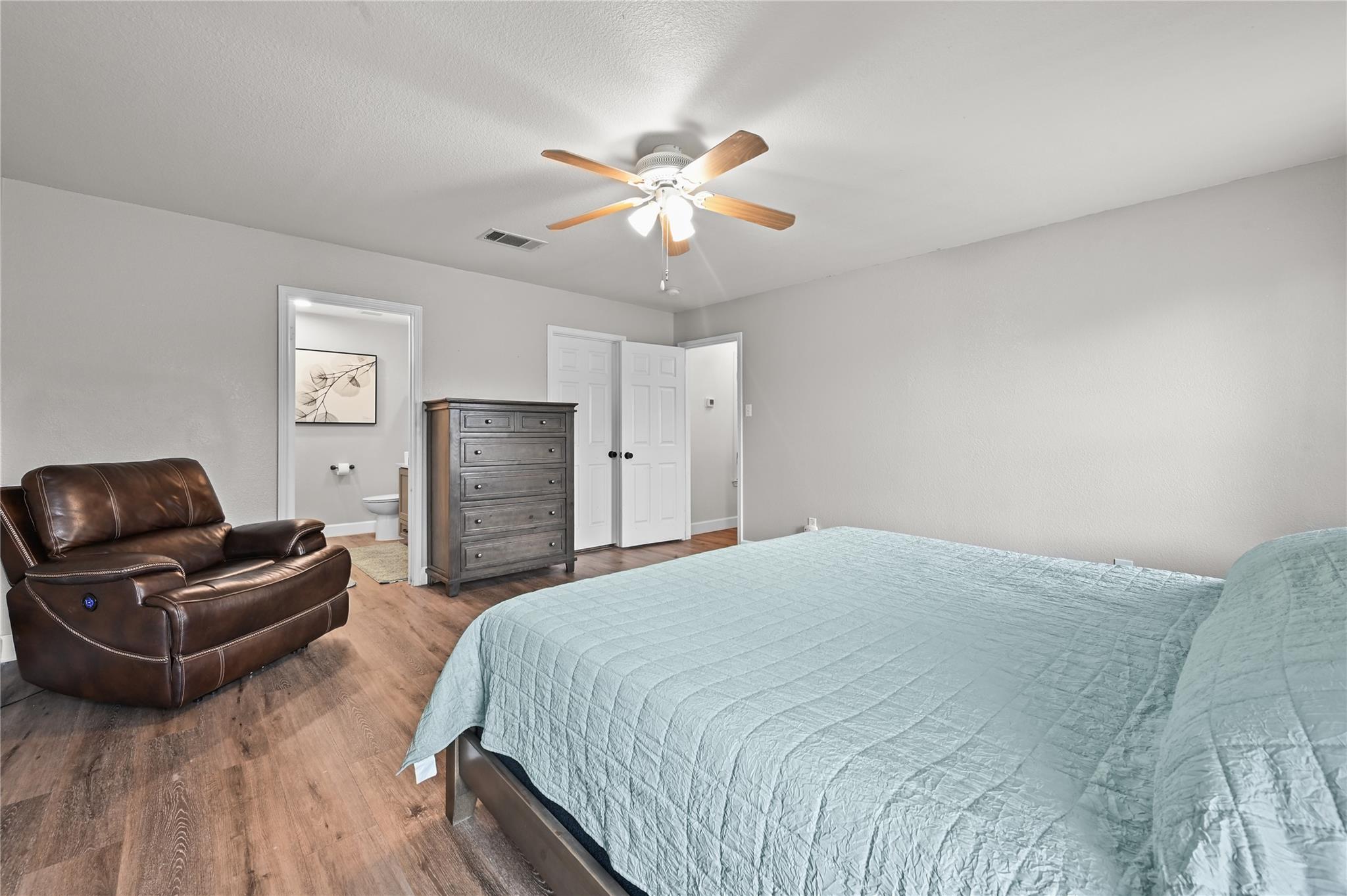 135 Salado Dr, Kyle, TX 78640