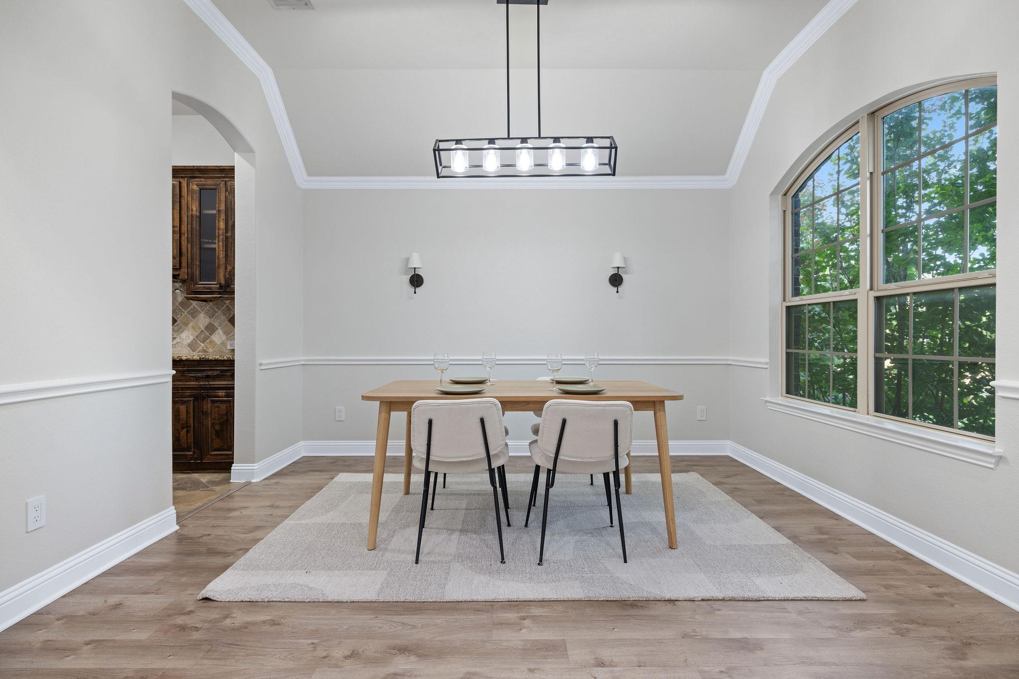 100 Crystal Cv, Round Rock, TX 78664