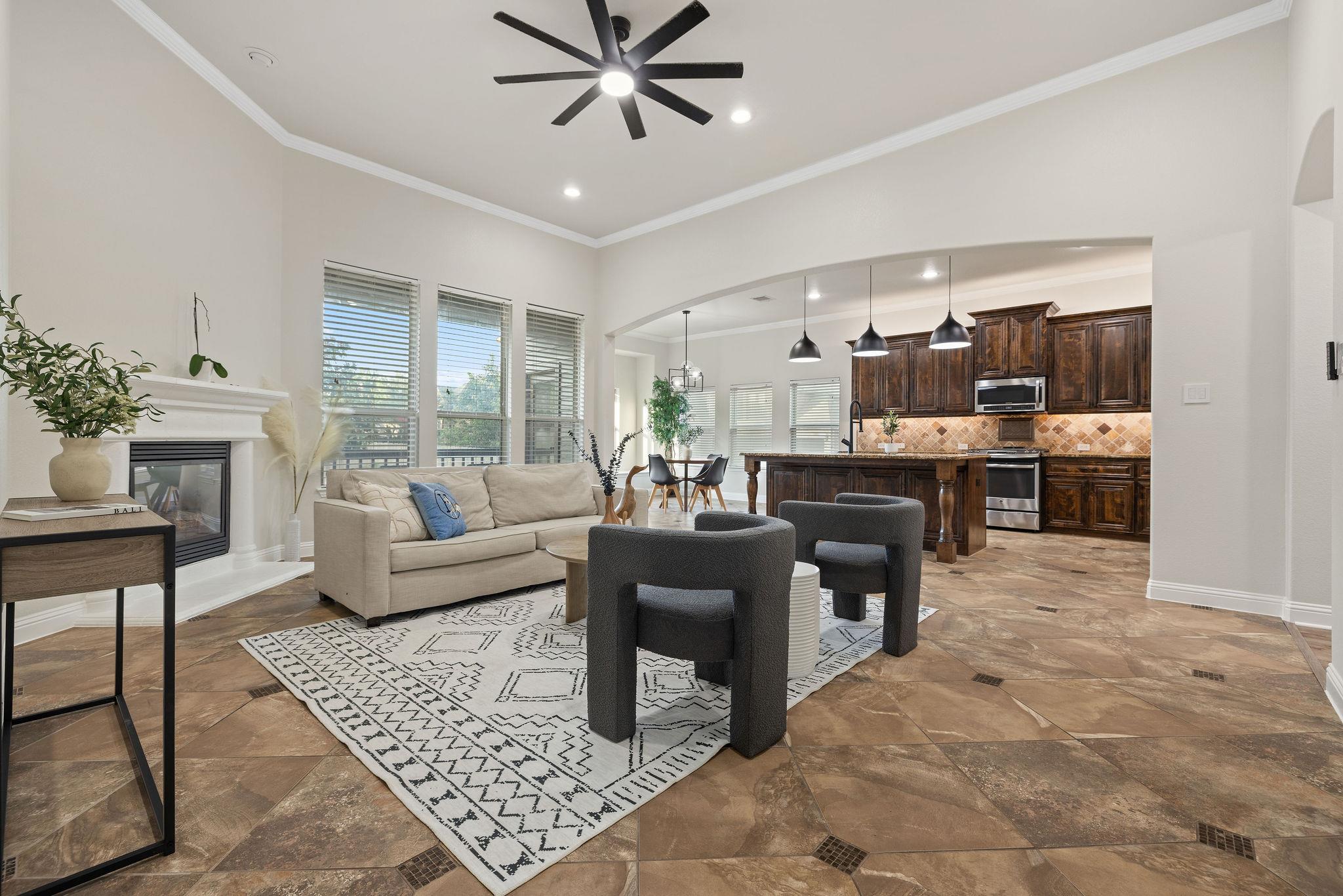 100 Crystal Cv, Round Rock, TX 78664