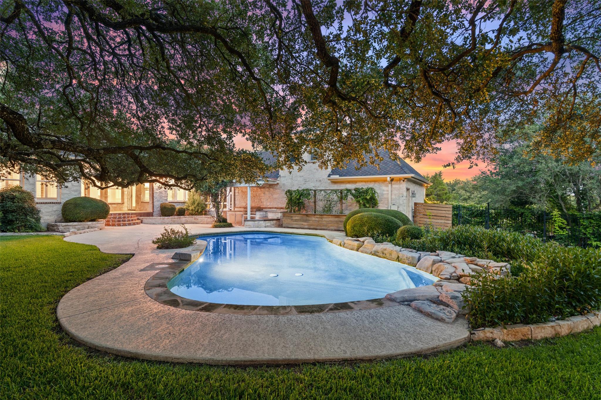 127 Roberts Cir, Georgetown, TX 78633