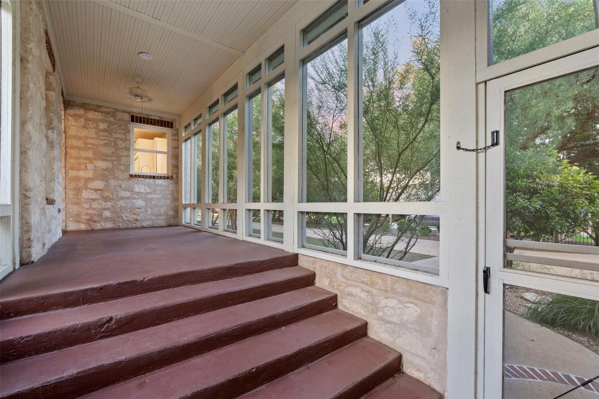 127 Roberts Cir, Georgetown, TX 78633