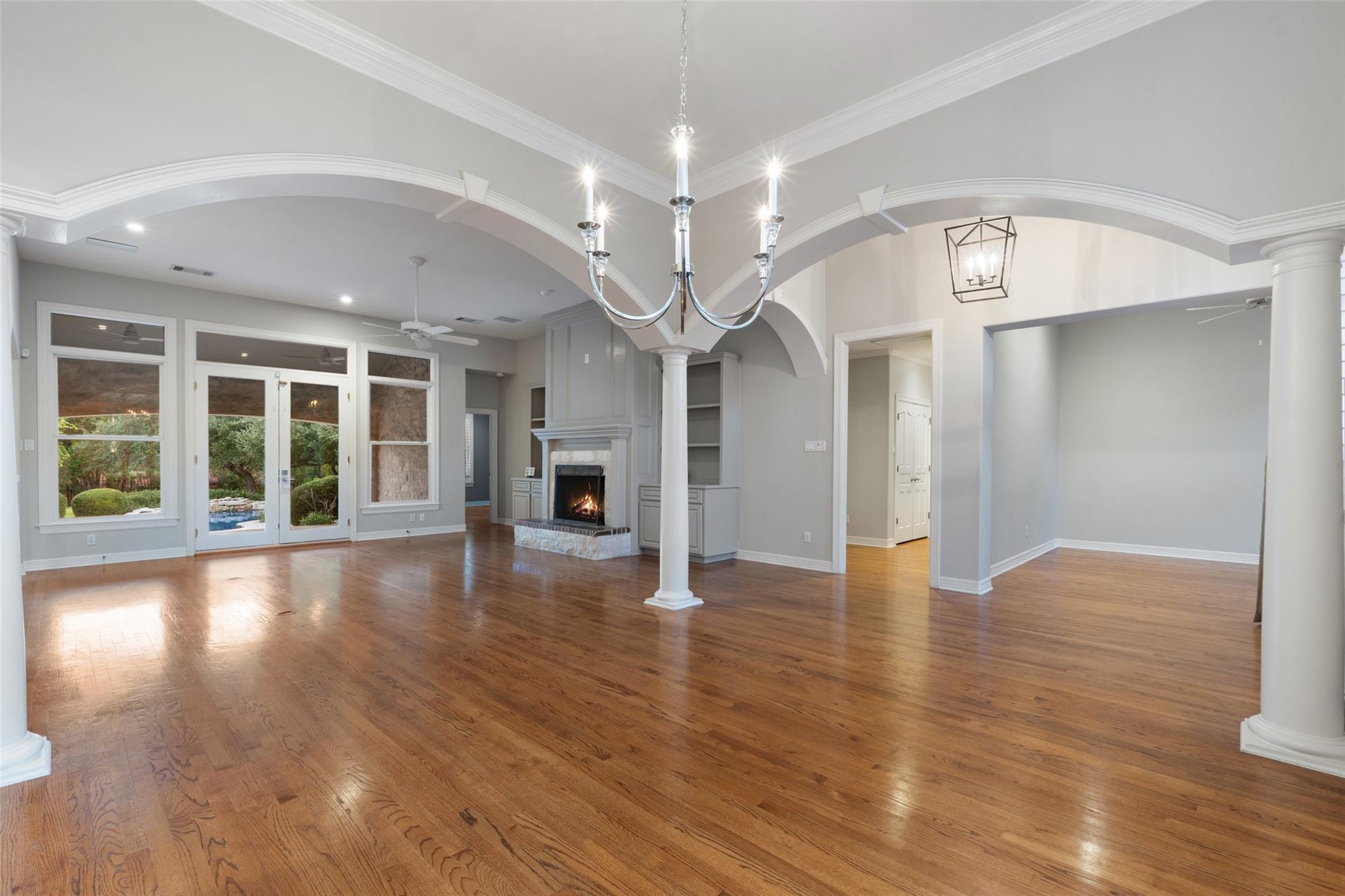 127 Roberts Cir, Georgetown, TX 78633