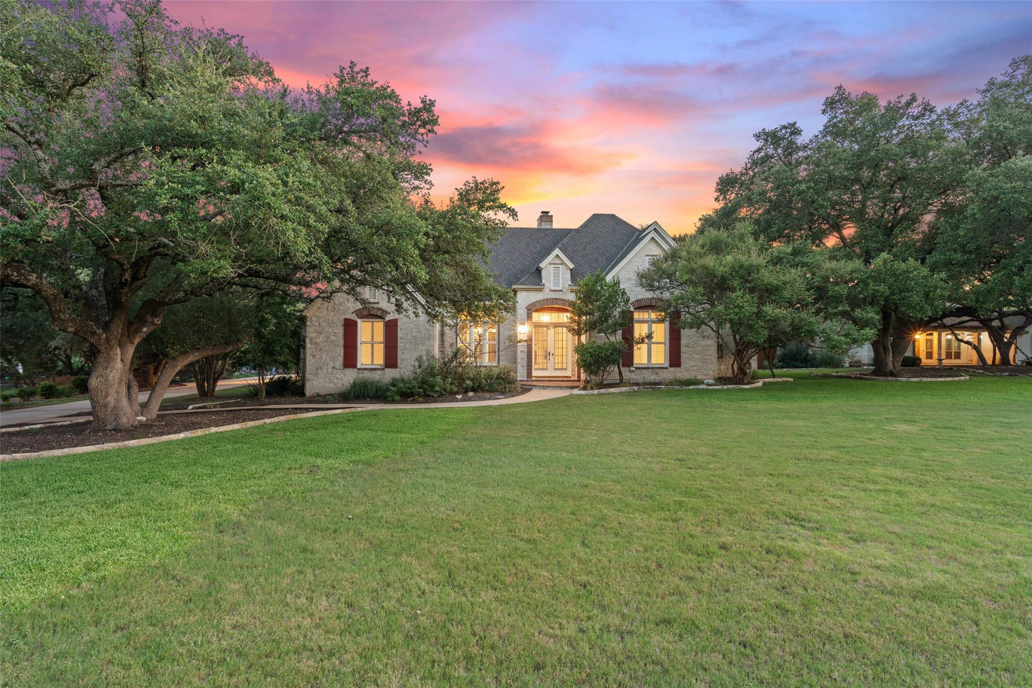 127 Roberts Cir, Georgetown, TX 78633
