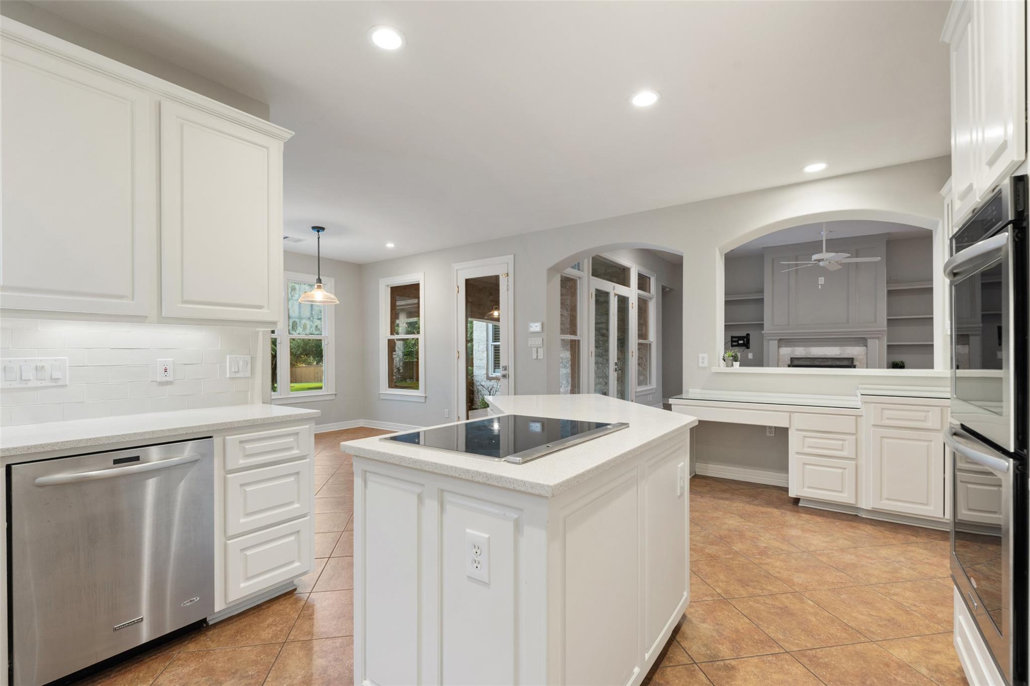 127 Roberts Cir, Georgetown, TX 78633