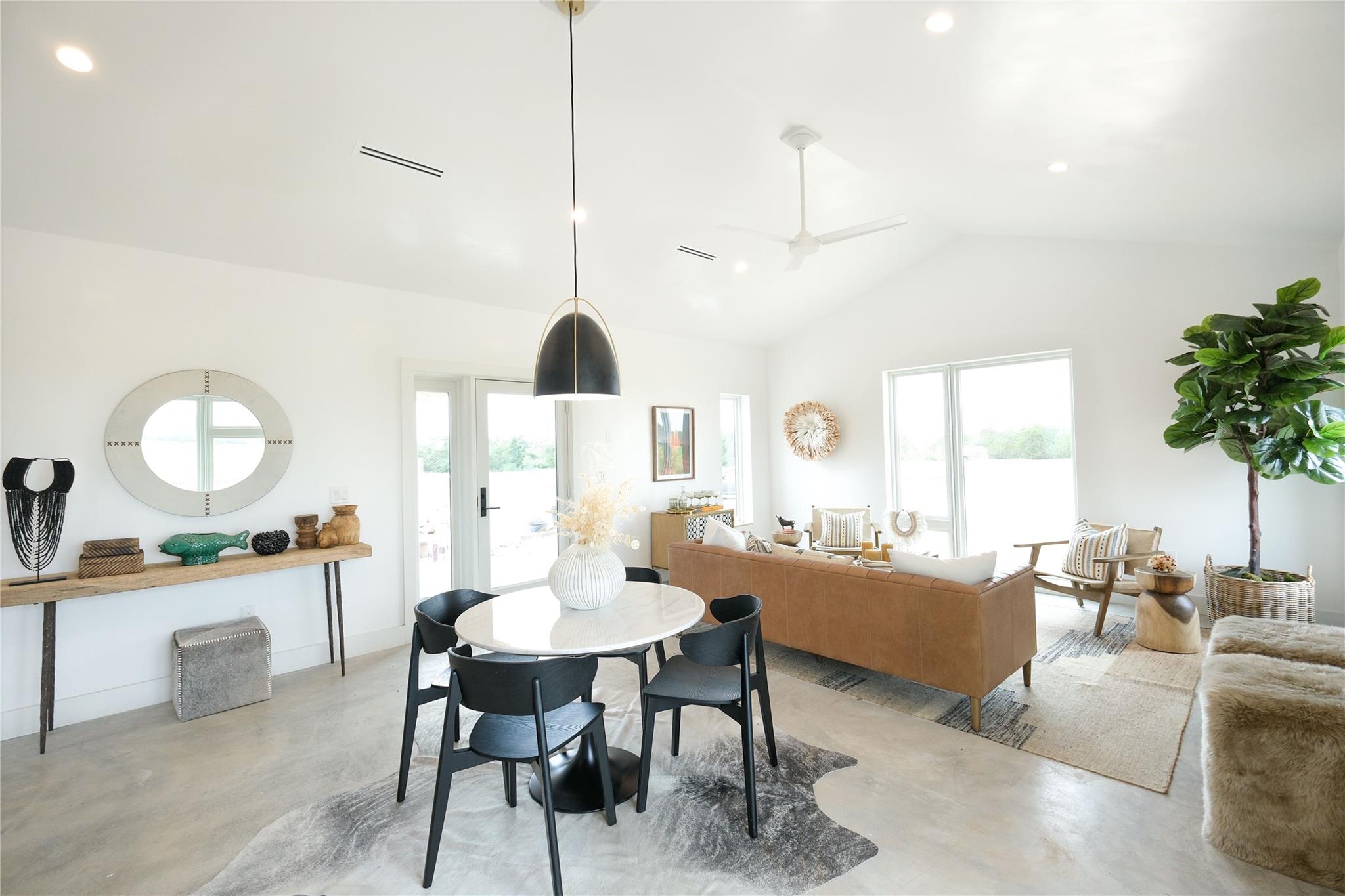 4 Shilo Cir, Wimberley, TX 78676
