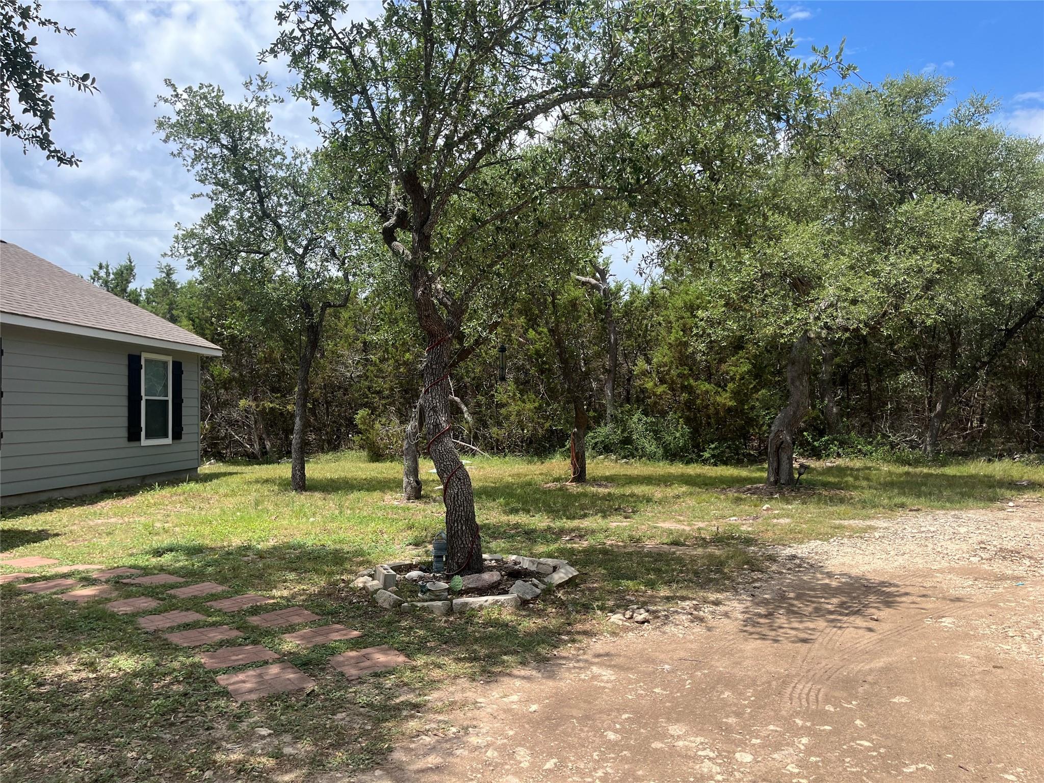 719 County Road 304, Bertram, TX 78605