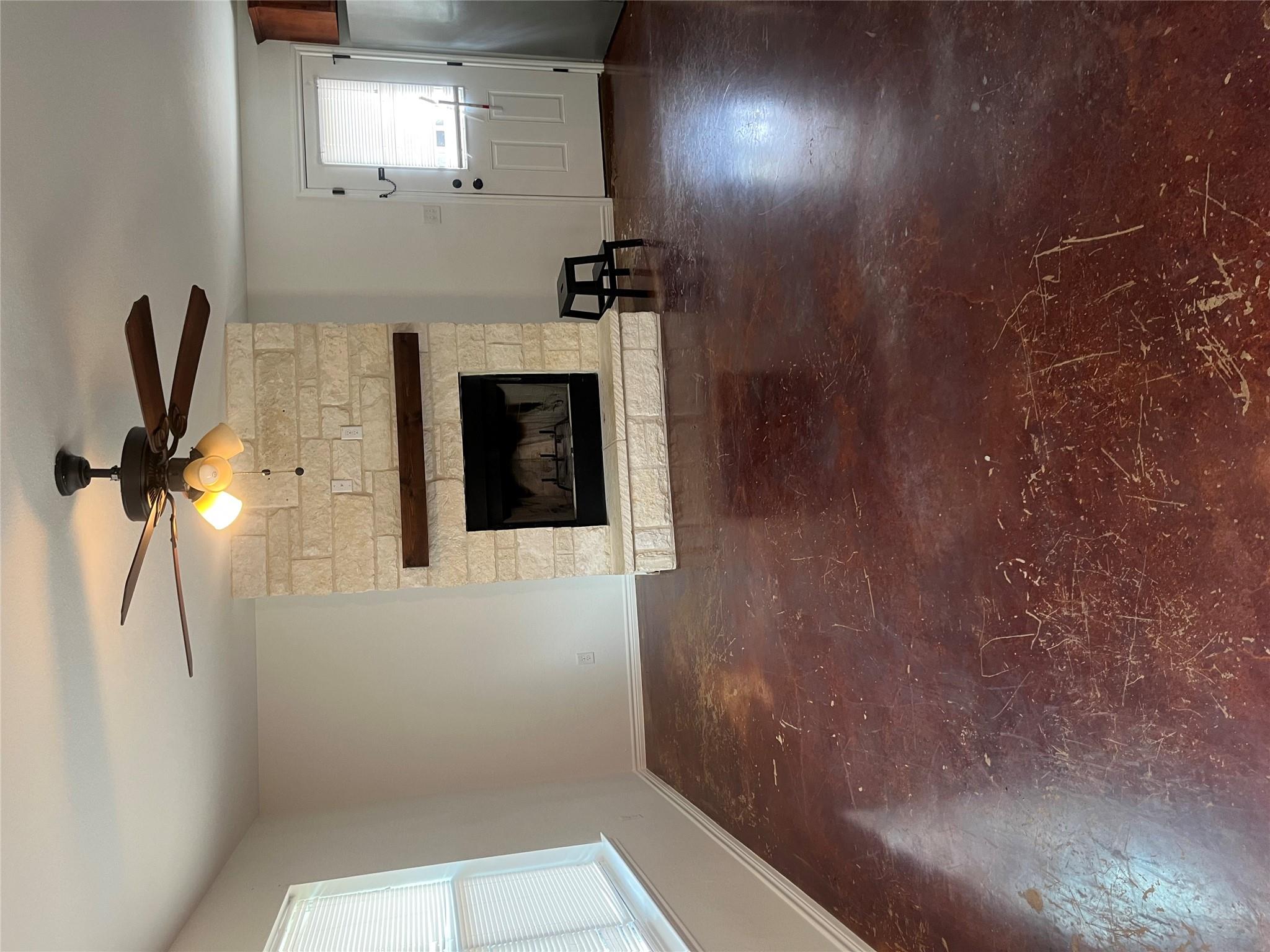 719 County Road 304, Bertram, TX 78605